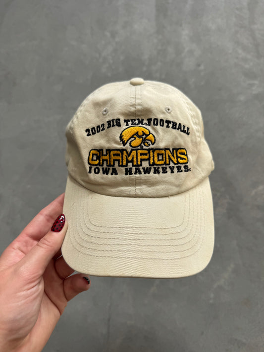 Vintage 2002 Iowa Hawkeyes Hat