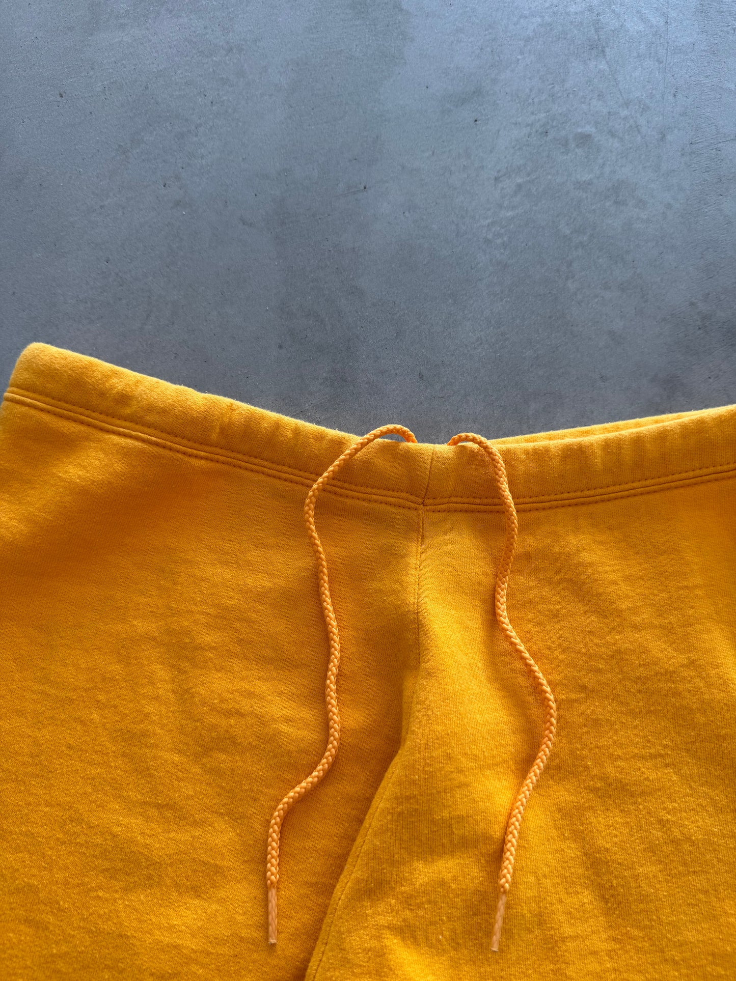 Vintage Iowa Hawkeyes Sweatpants - M