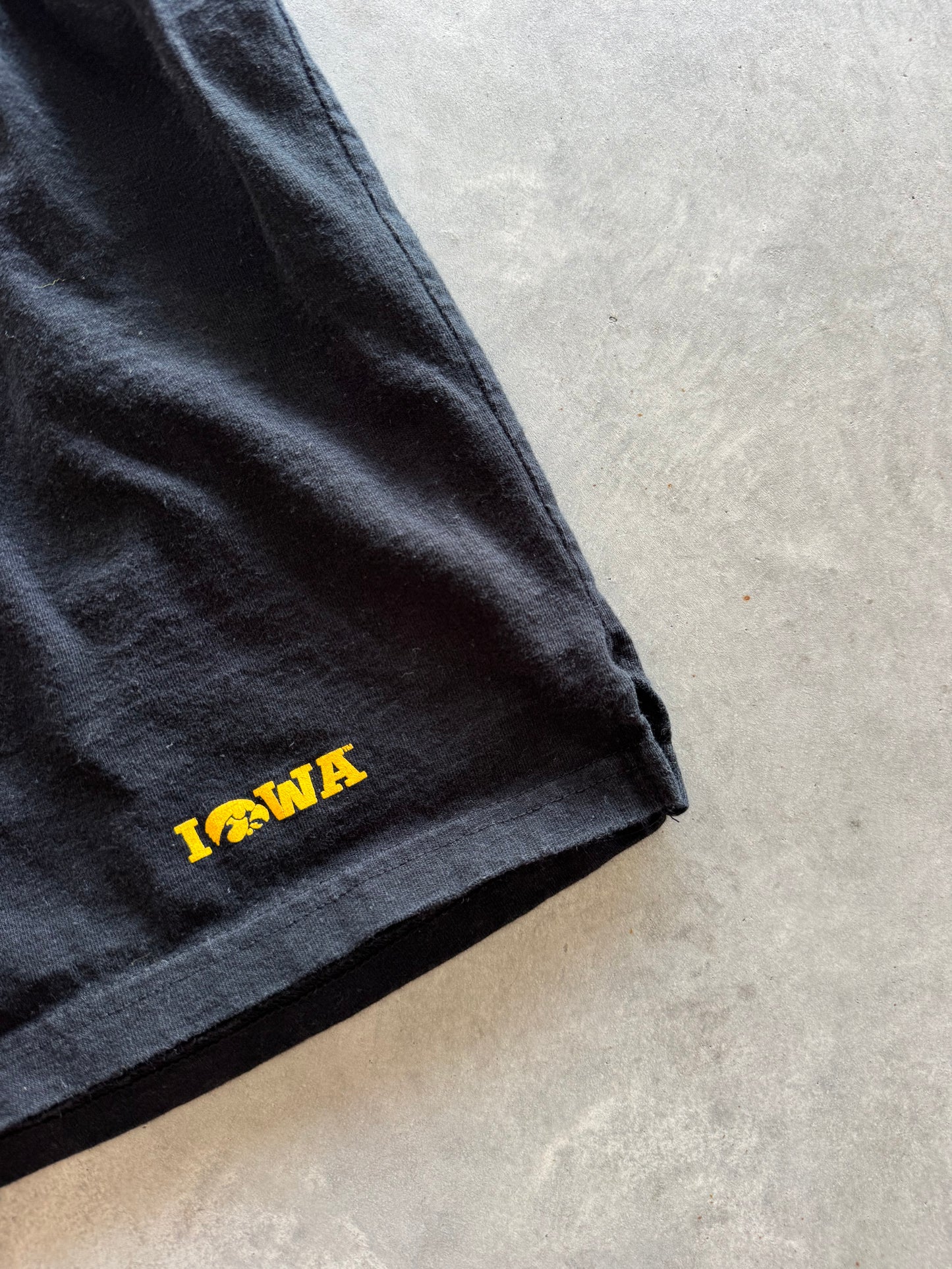 Vintage Iowa Hawkeyes Shorts - XL