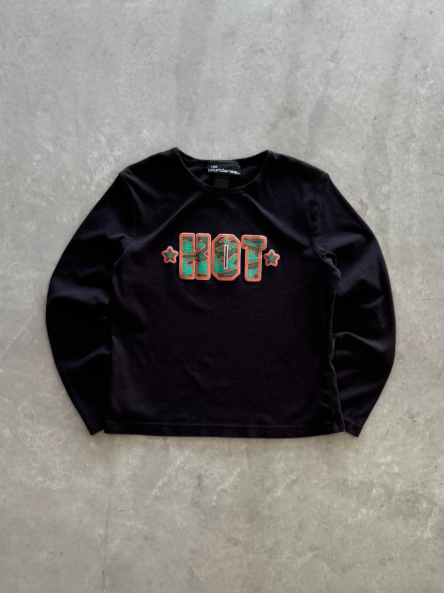 Vintage Y2K Hot Women’s Long Sleeve Baby Tee - L