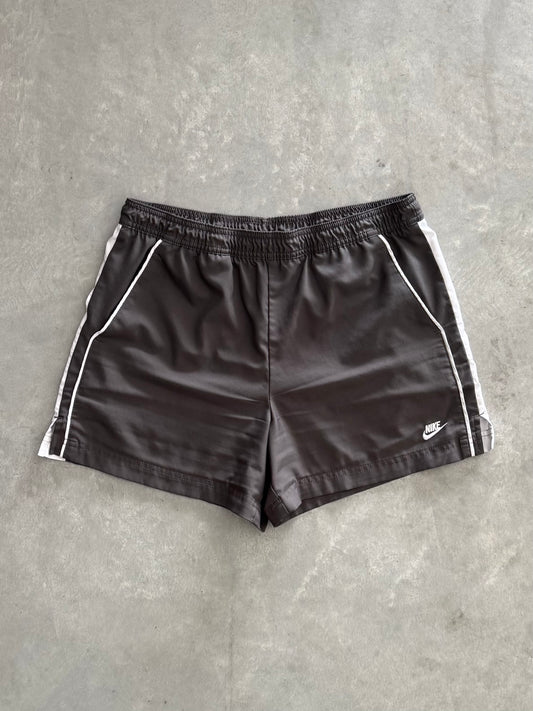 Vintage 00s Nike Track Shorts - S