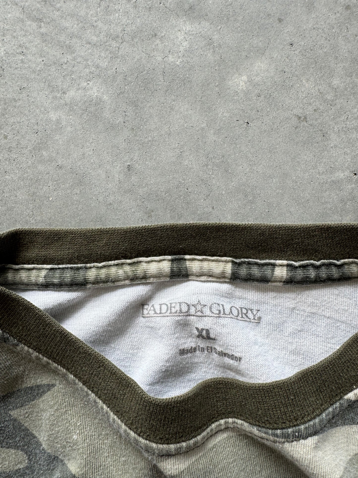 Vintage Camo Women’s Longsleeve - L/XL