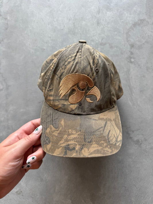 Vintage Iowa Hawkeyes Camo Hat