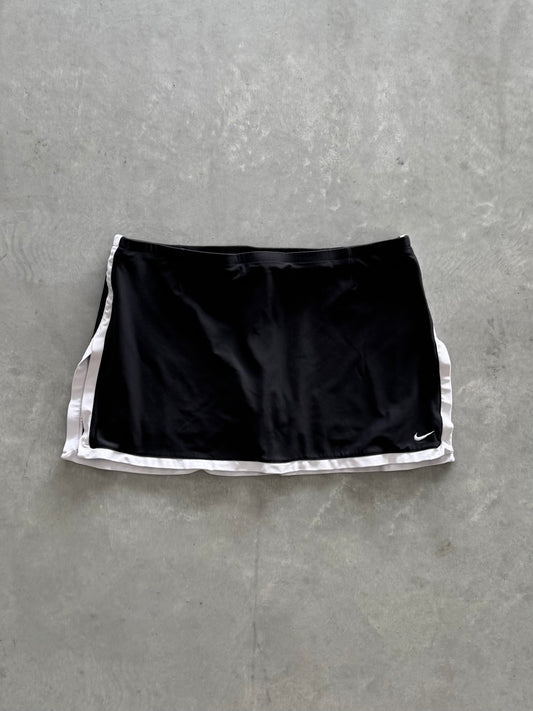 Vintage Nike Women’s Mini Athletic Skirt - L