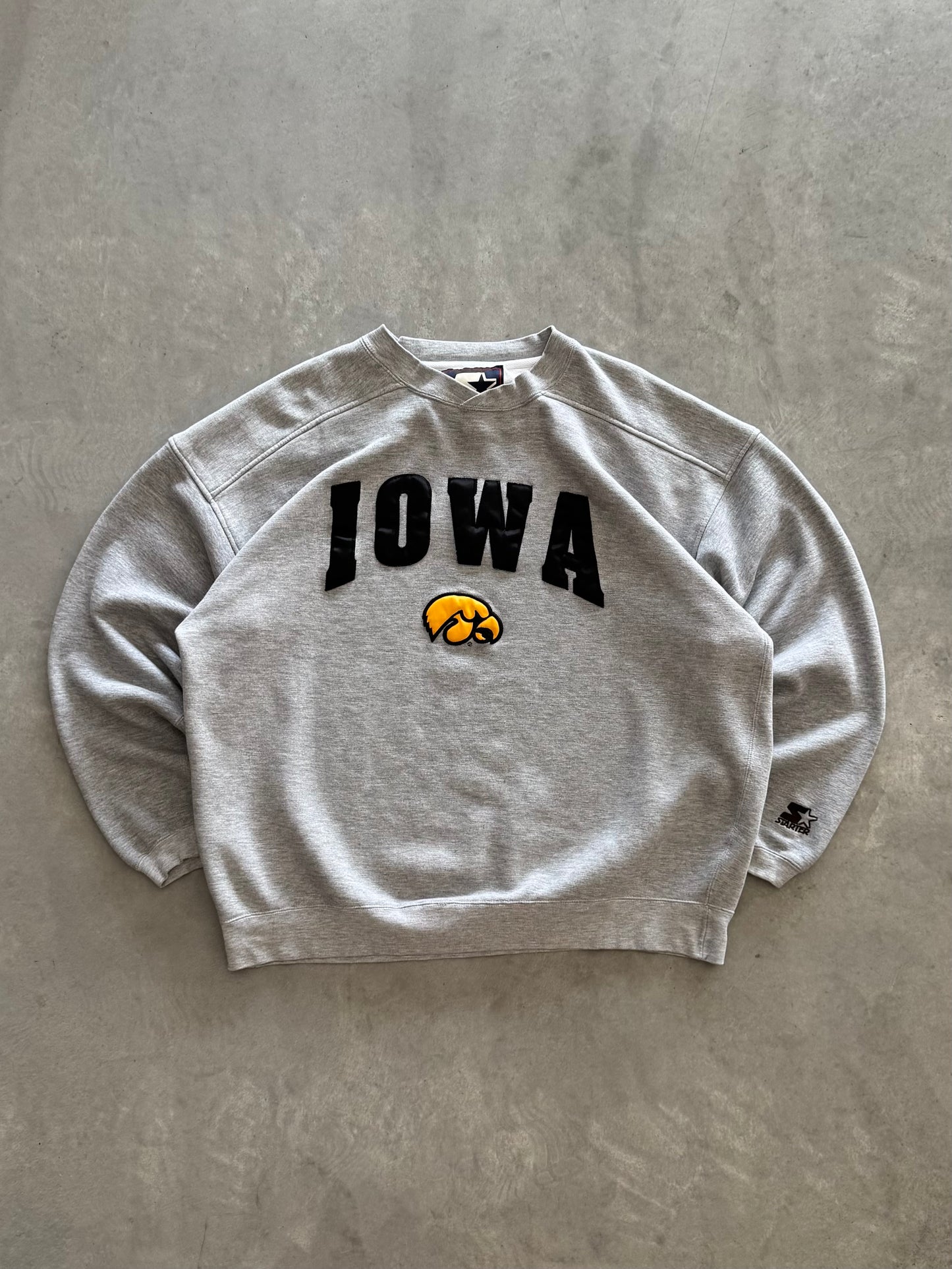 Vintage 90s Starter Iowa Hawkeyes Sweatshirt - XXL