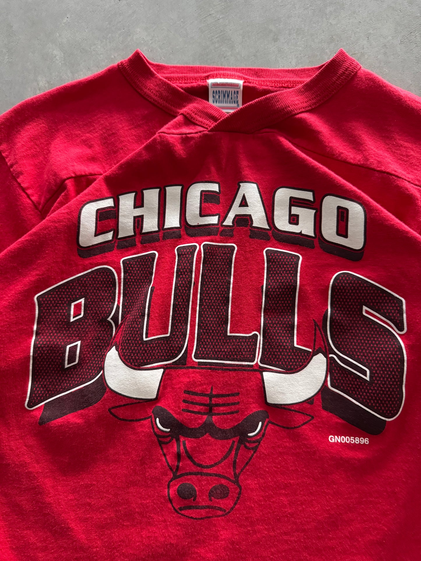 Vintage 90s Chicago Bulls Tee - S