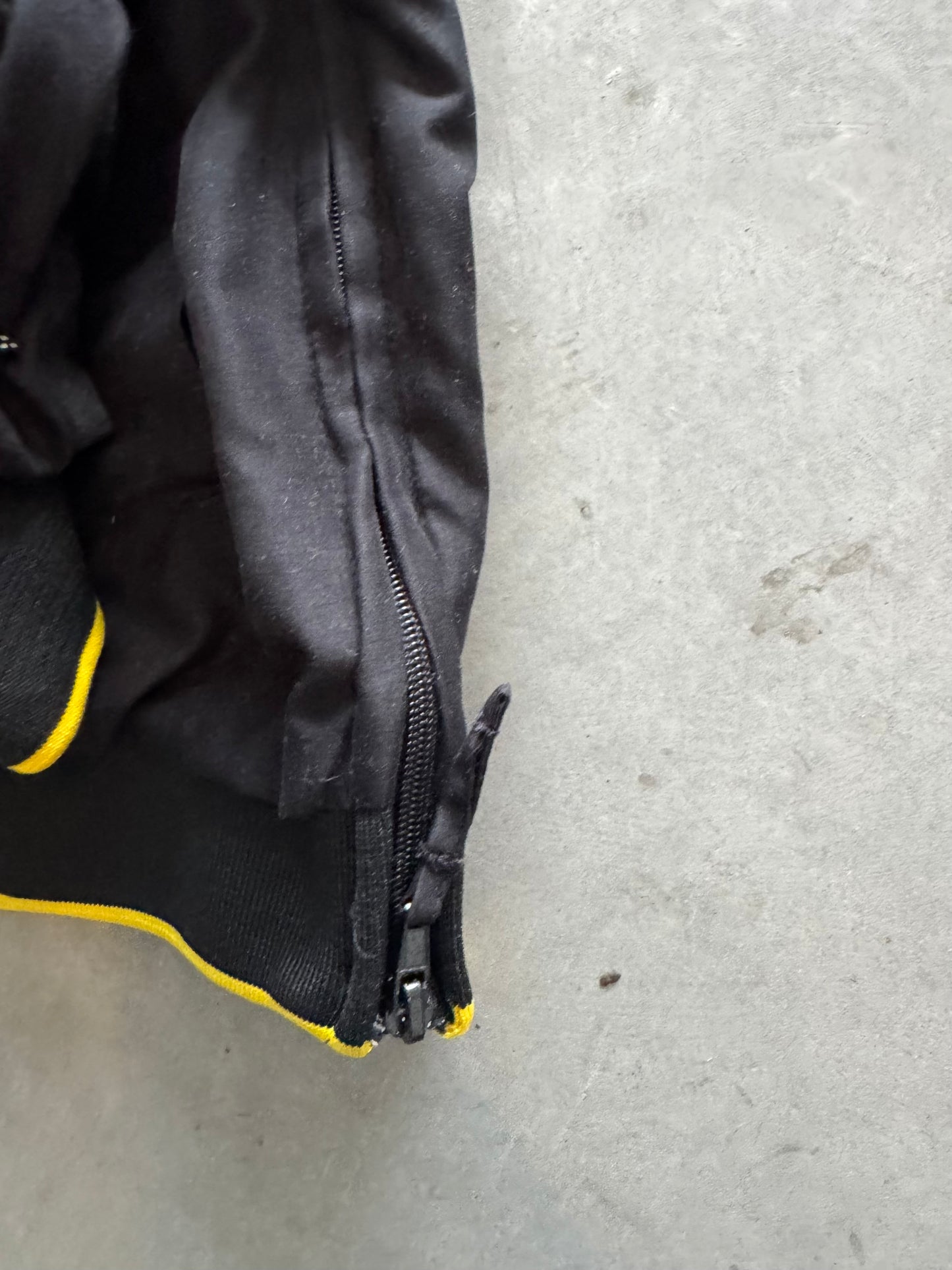 Vintage Iowa Hawkeyes Windbreaker - L