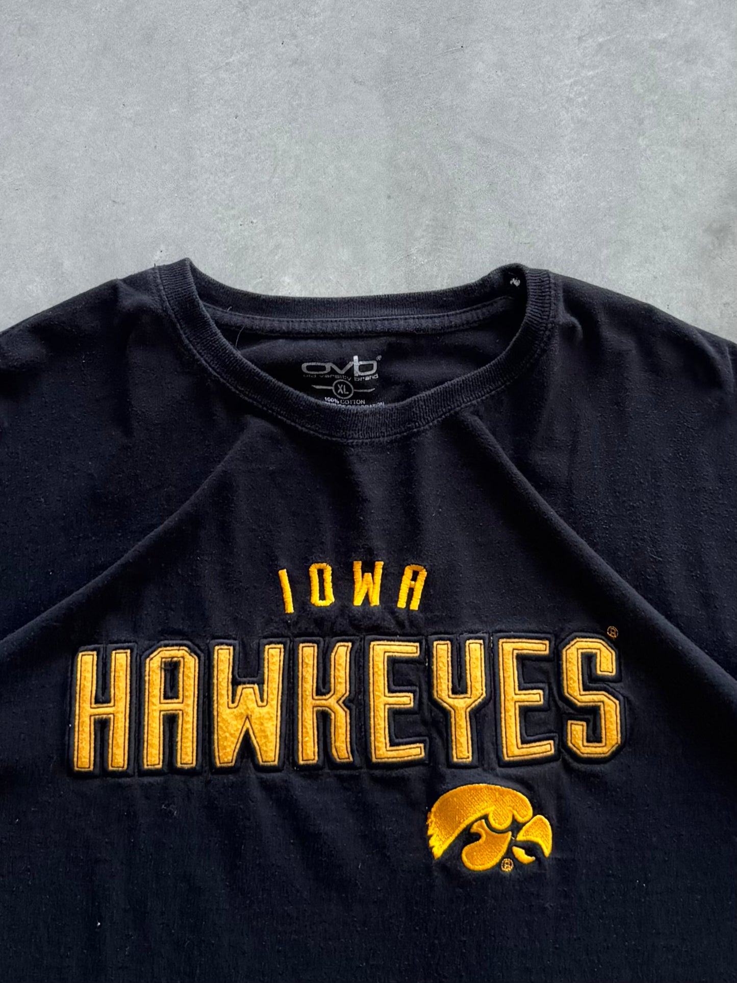 Vintage Iowa Hawkeyes Tee - XL