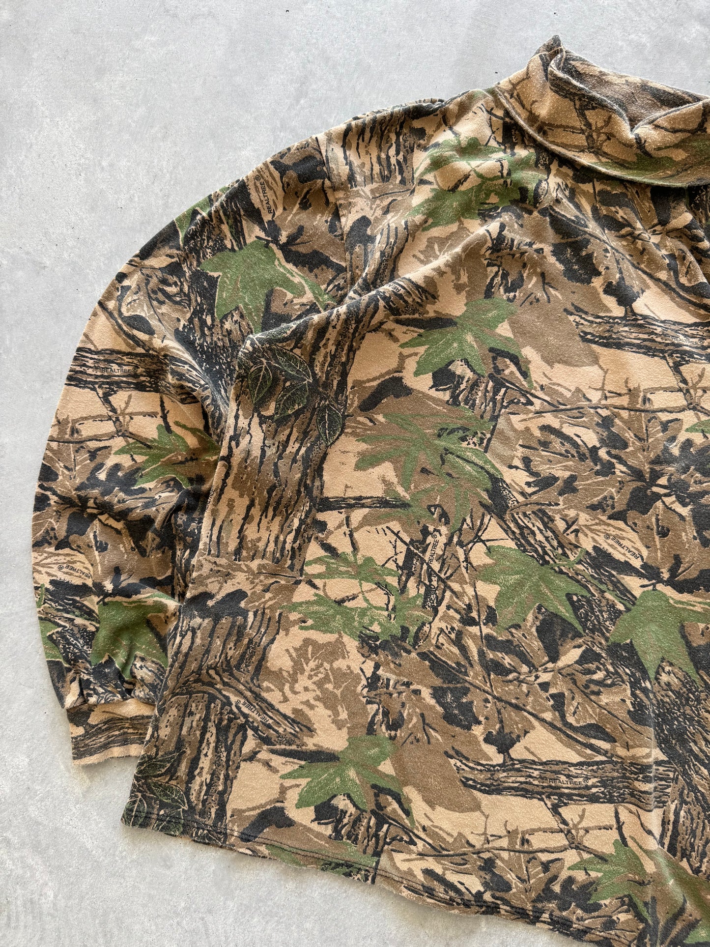 Vintage Camo Turtleneck - L