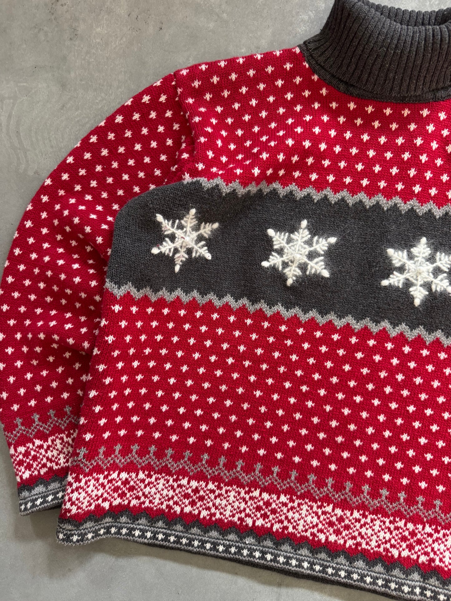 Vintage Snowflake Sweater - L