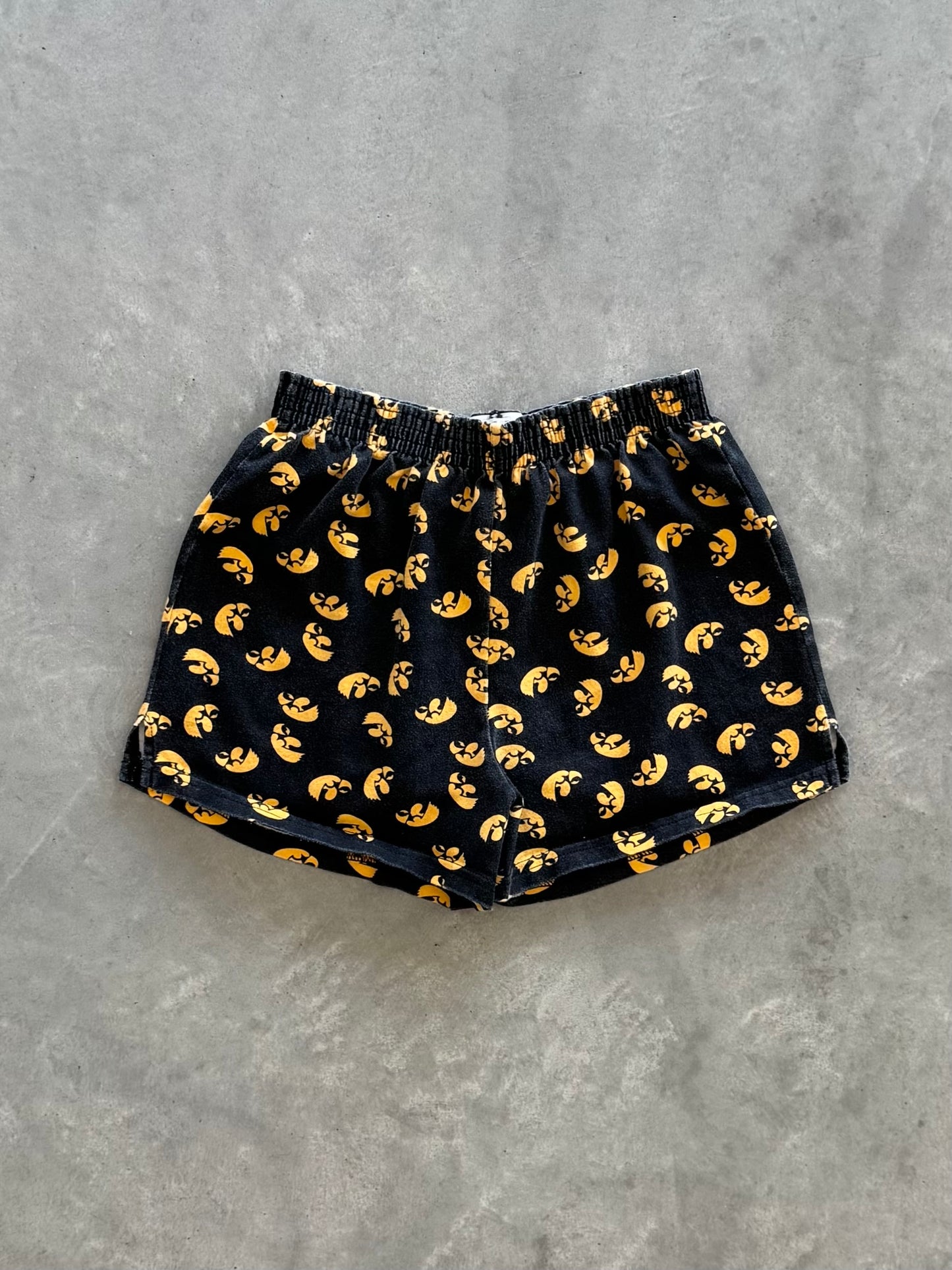 Vintage Iowa Hawkeyes Shorts - M