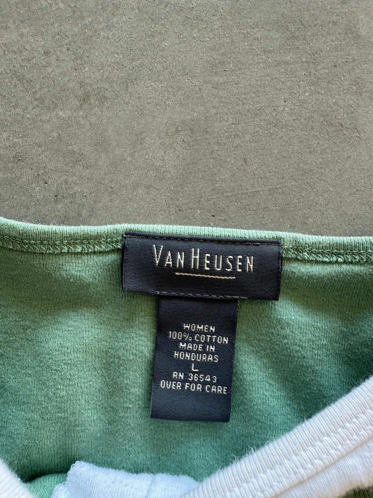 Vintage Women’s Tee - L