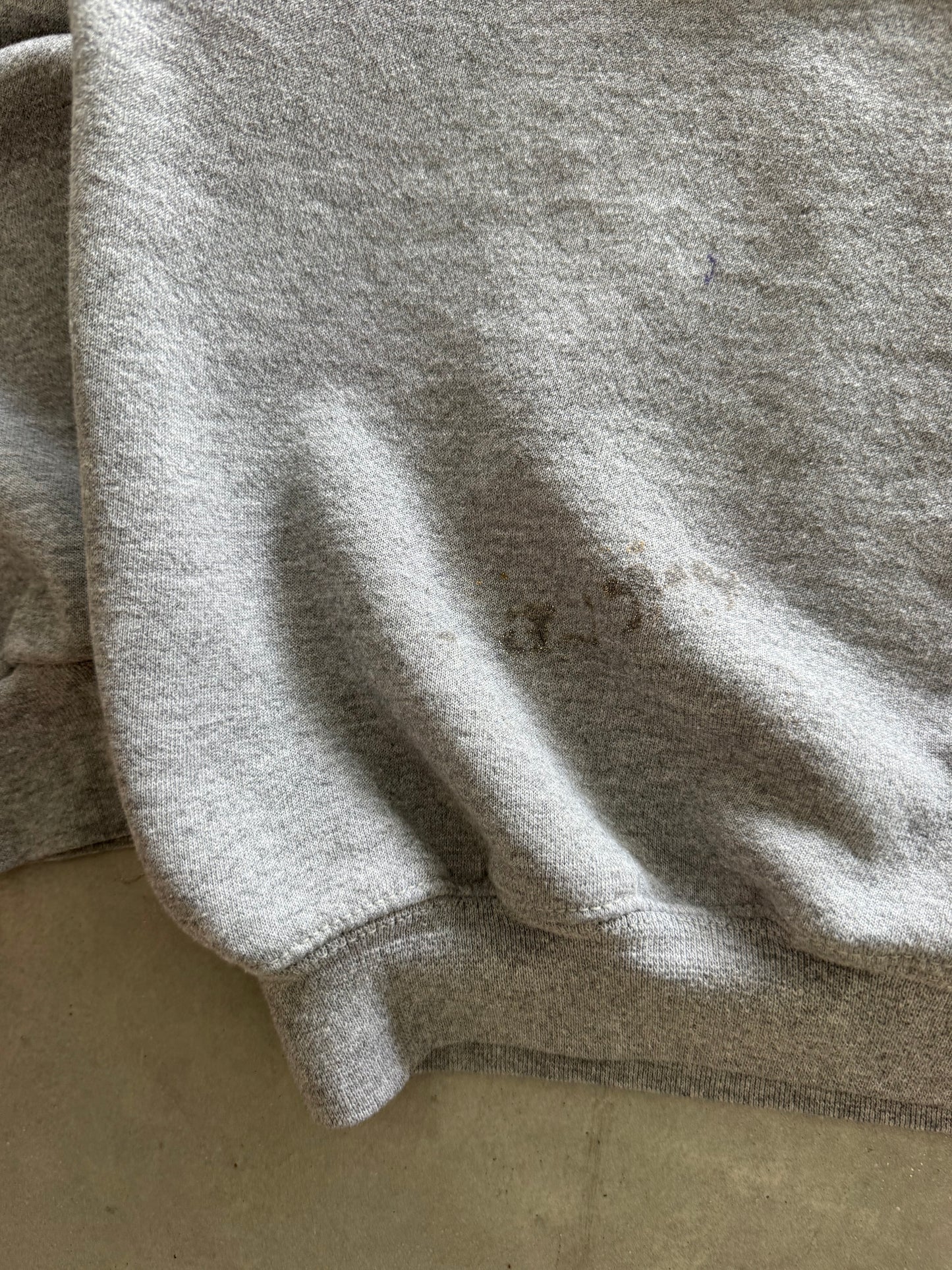 Vintage UNI Russell Sweatshirt - M