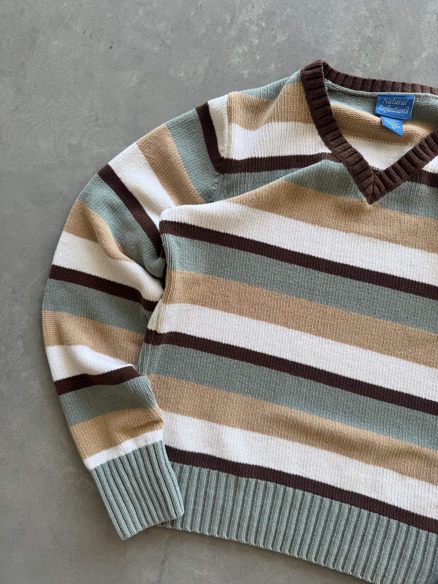Vintage Women’s Striped Sweater - M