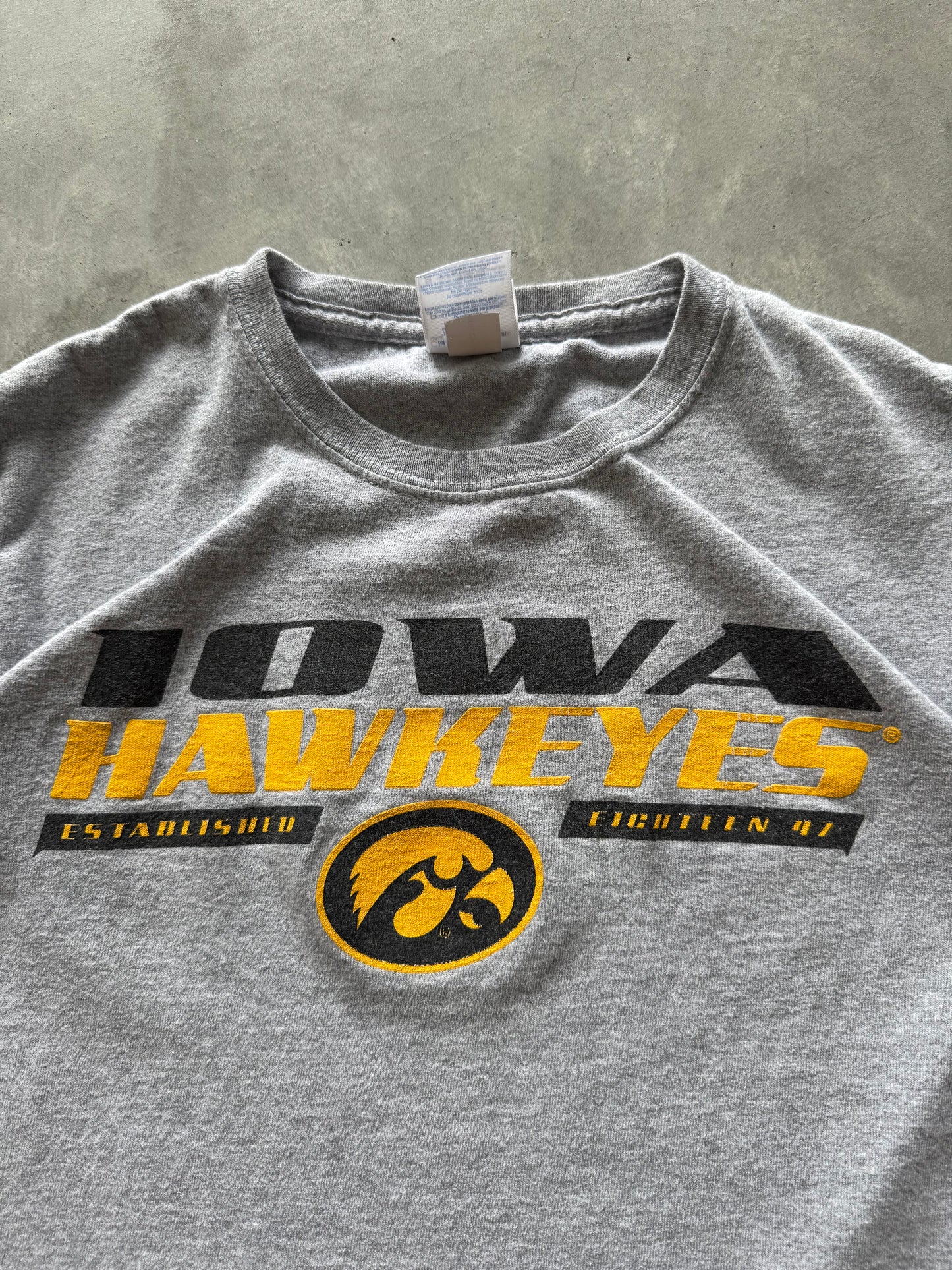 Iowa Hawkeyes Baby Tee - S
