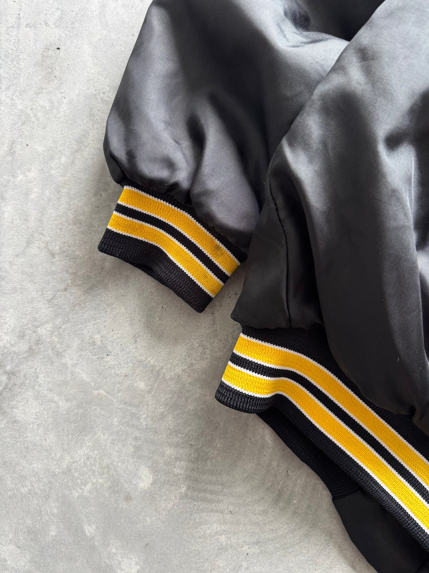 Vintage Iowa Hawkeyes Bomber Jacket - L