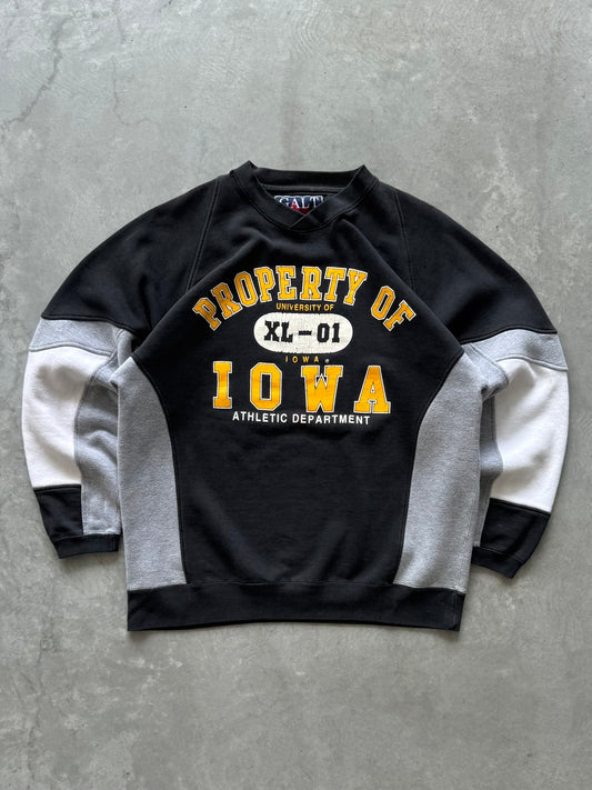 Vintage Iowa Hawkeyes Sweatshirt - XL