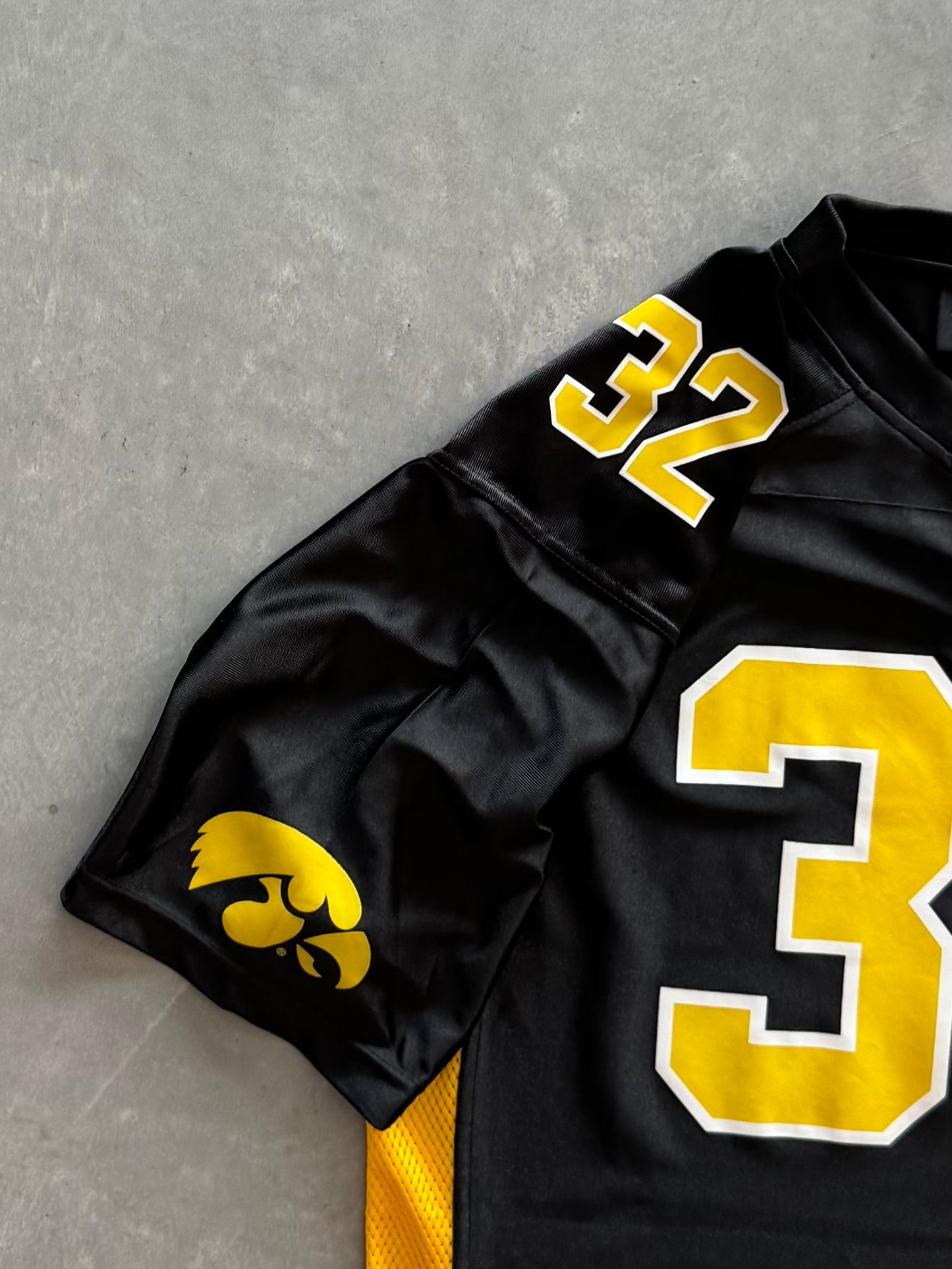 Vintage Starter Iowa Hawkeyes Jersey - M