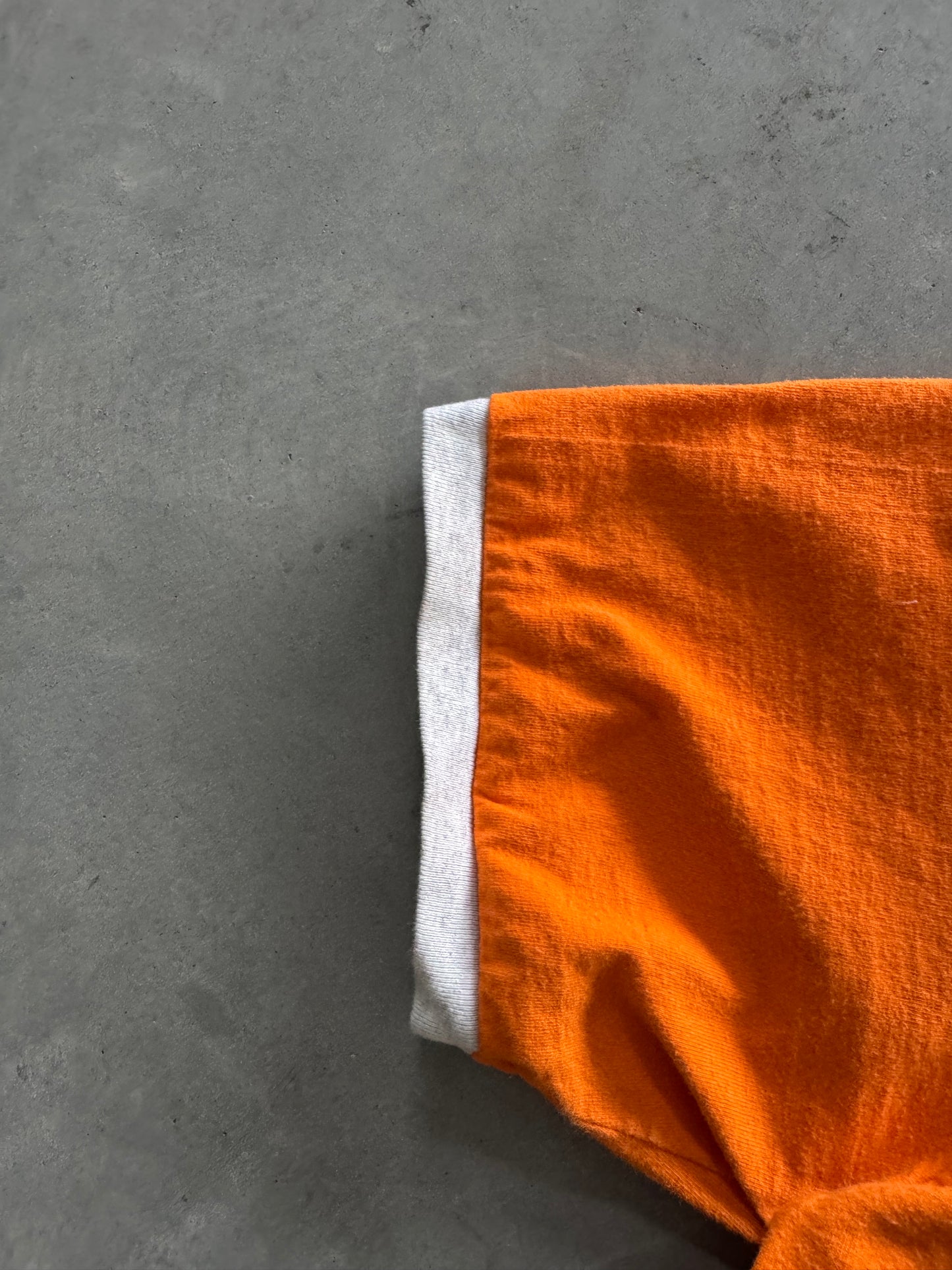 Vintage Champion Tee - L