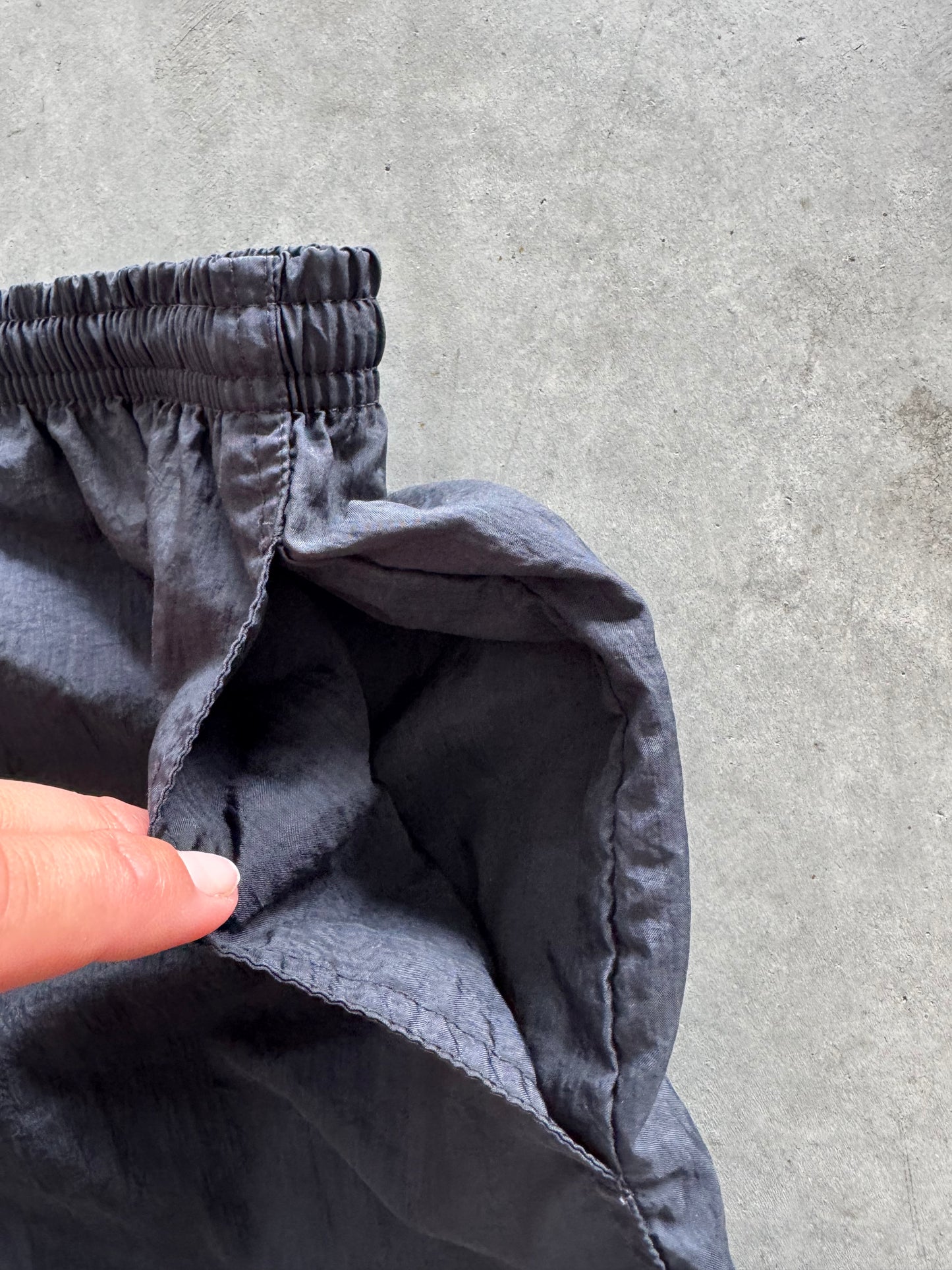 Vintage 00s Nike Track Shorts - S