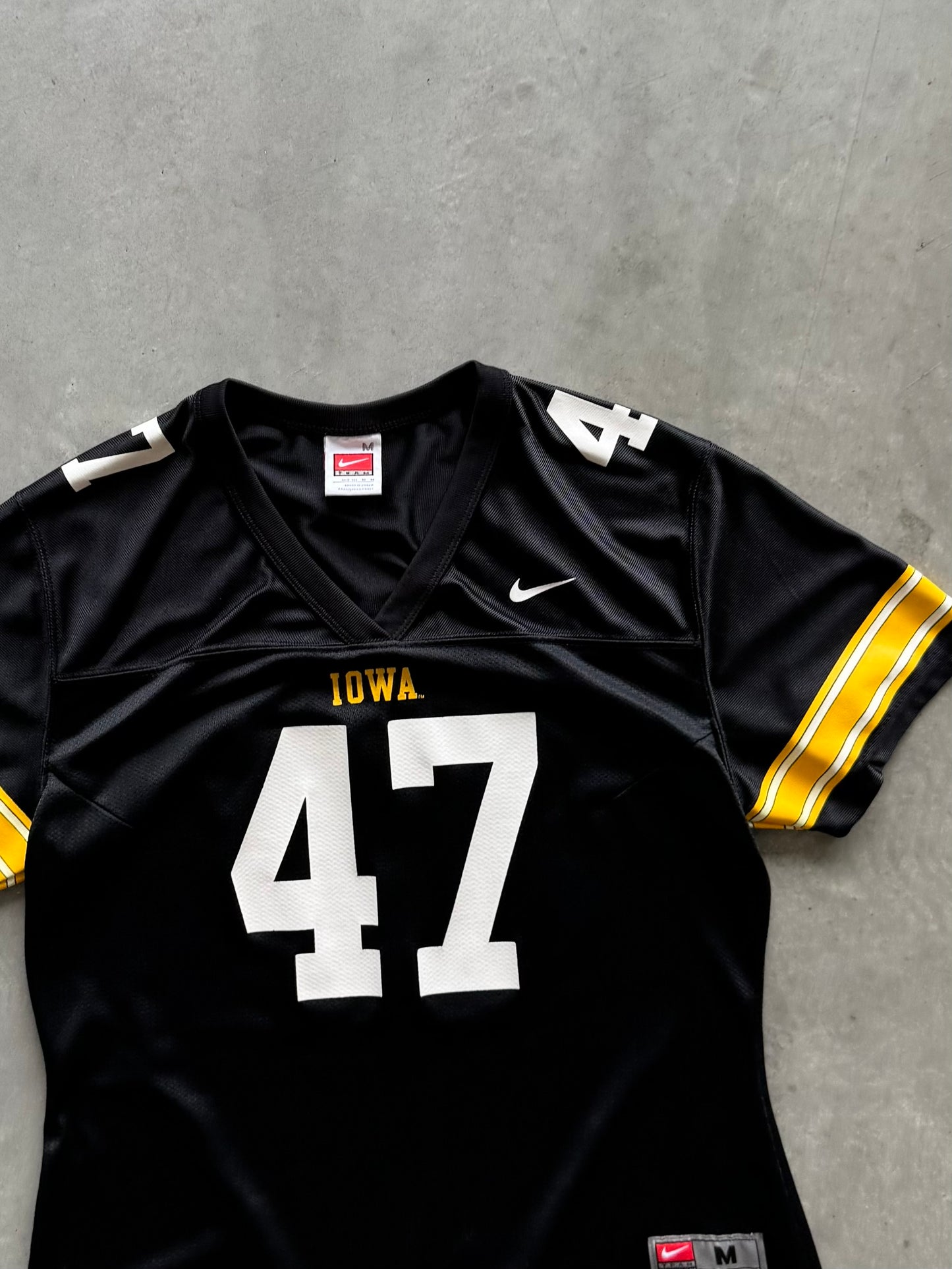 Vintage 90s Nike Iowa Hawkeyes Women’s Jersey - M