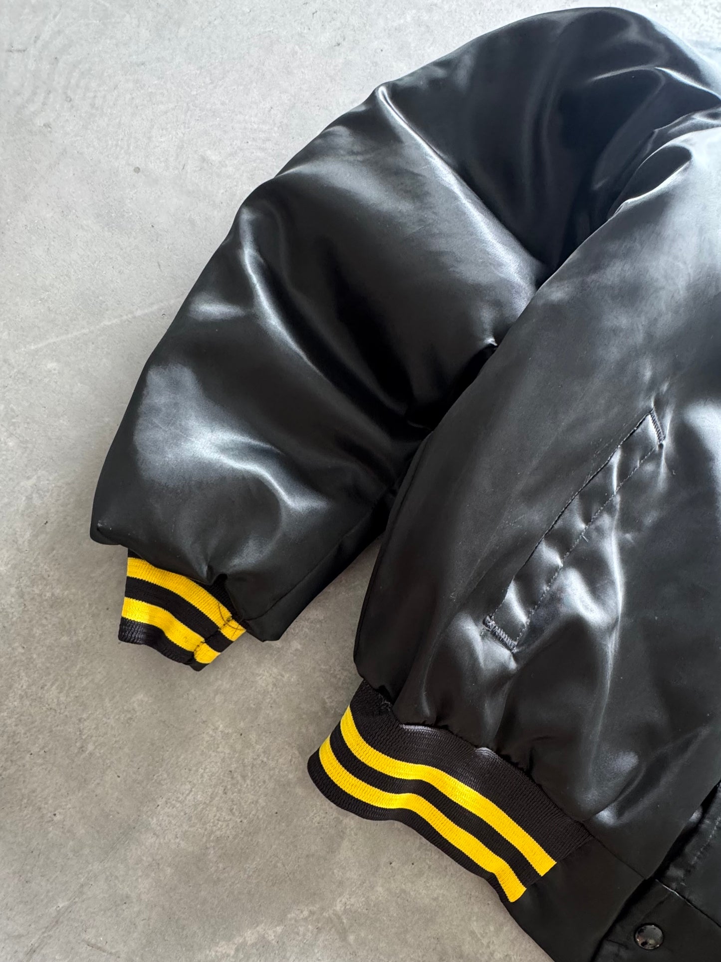 Vintage 90s Iowa Hawkeyes Satin Bomber Jacket - L