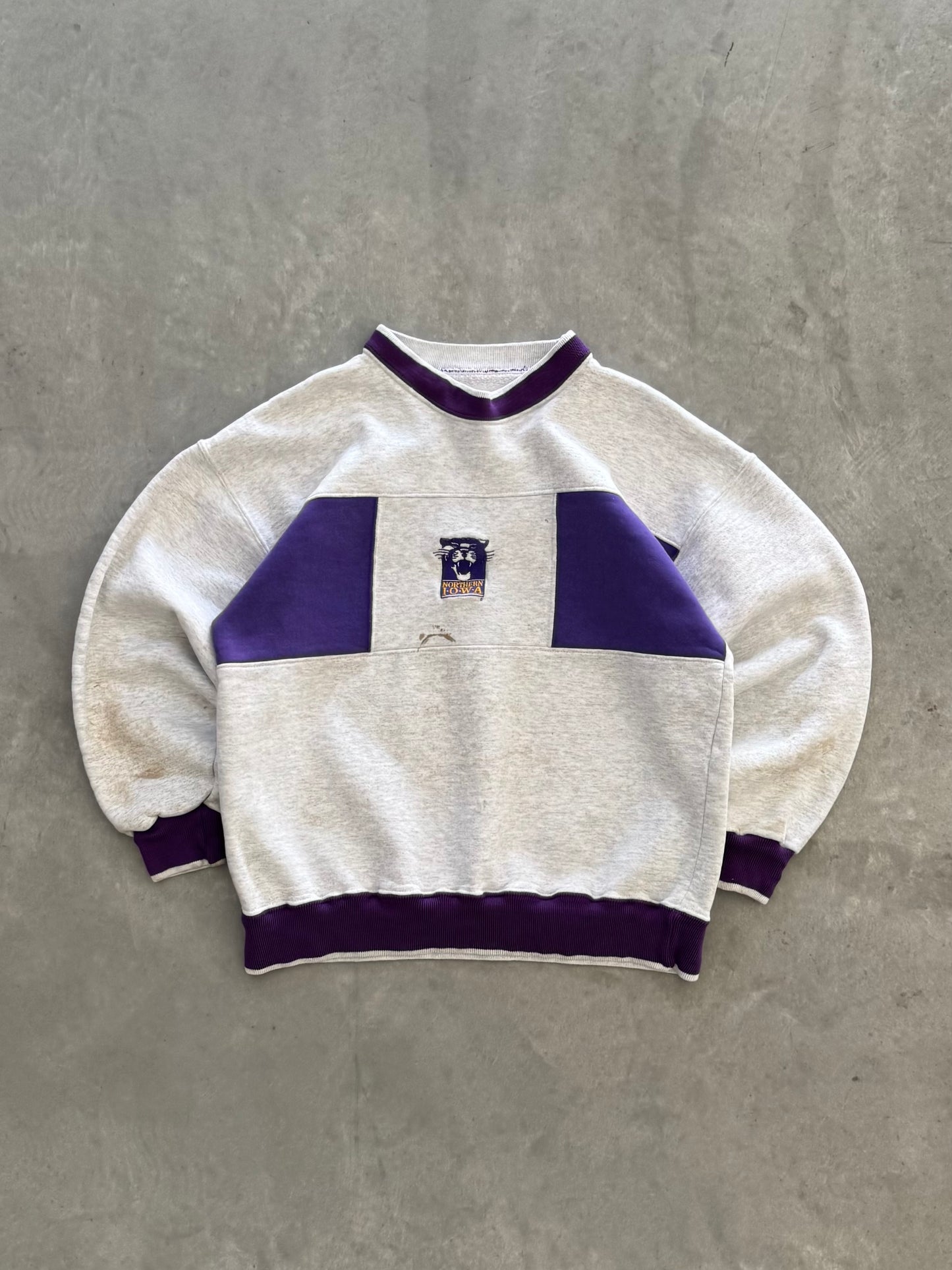 Vintage 90s University of Northern Iowa Sweatshirt - M