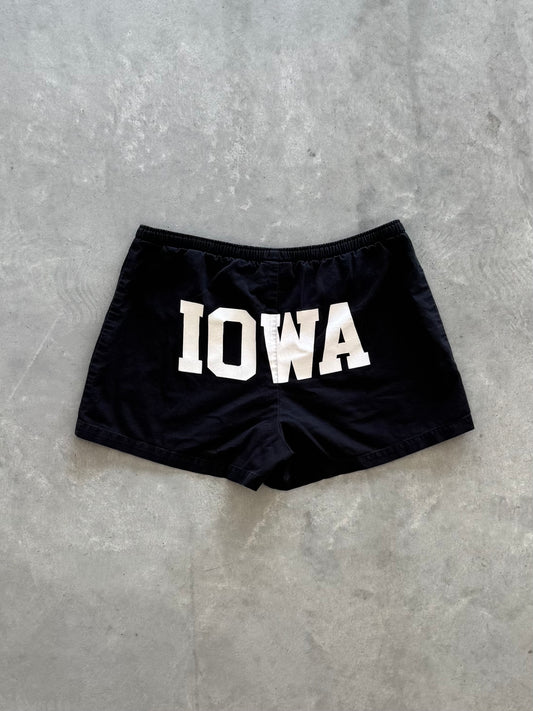 Vintage Iowa Hawkeyes Shorts - L
