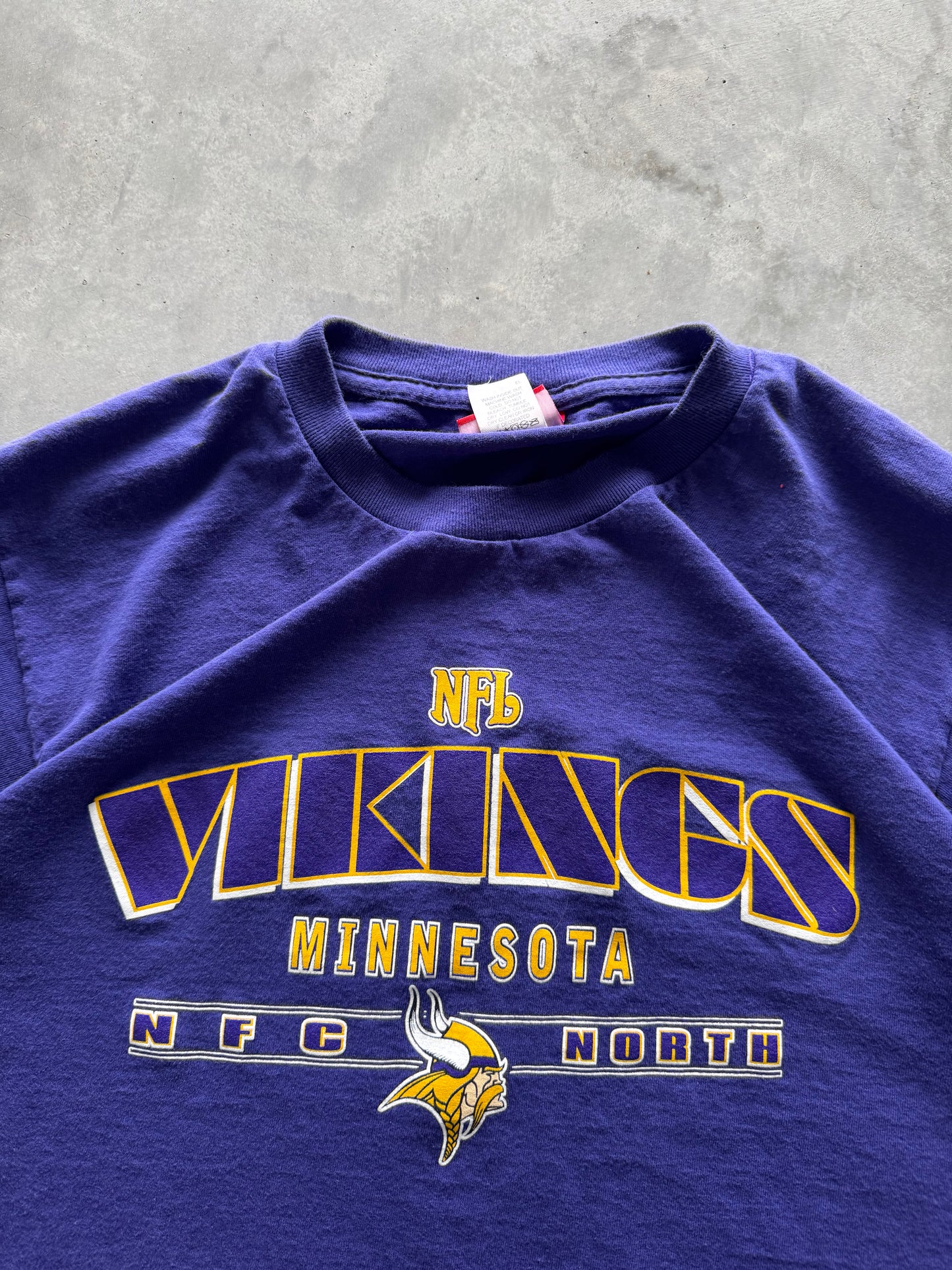 Vintage Minnesota Vikings Tee - L