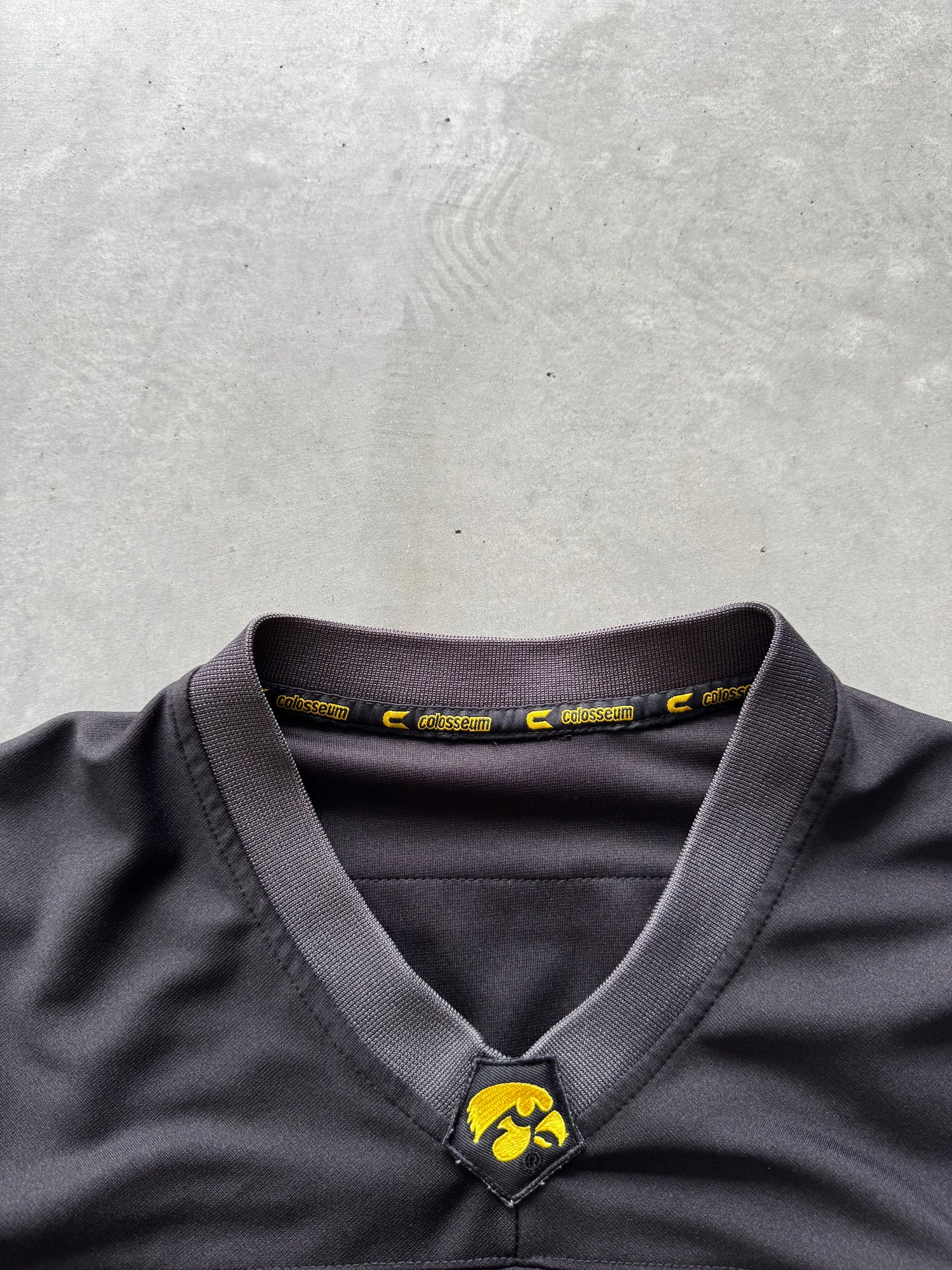 Iowa Hawkeyes Blackout Jersey - M