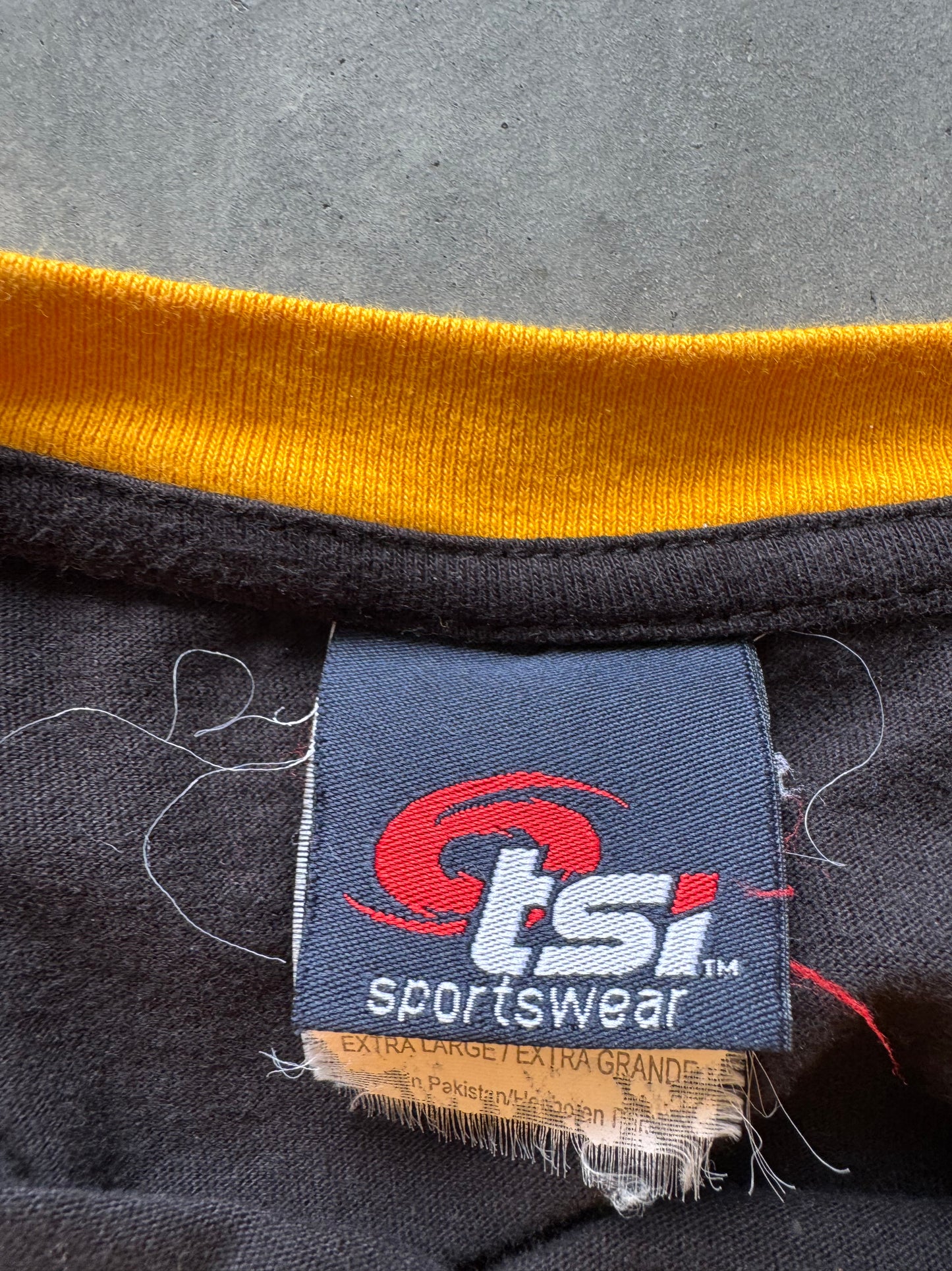 Vintage Iowa Hawkeyes Tee - XL