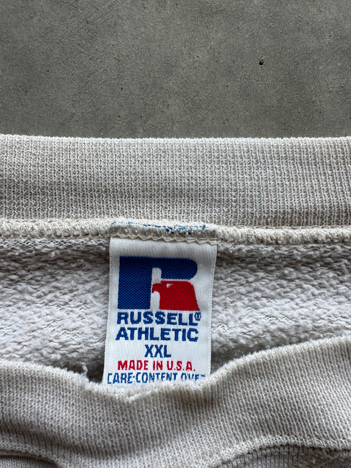 Vintage 90s Russell Athletic Sweatshirt - XXL