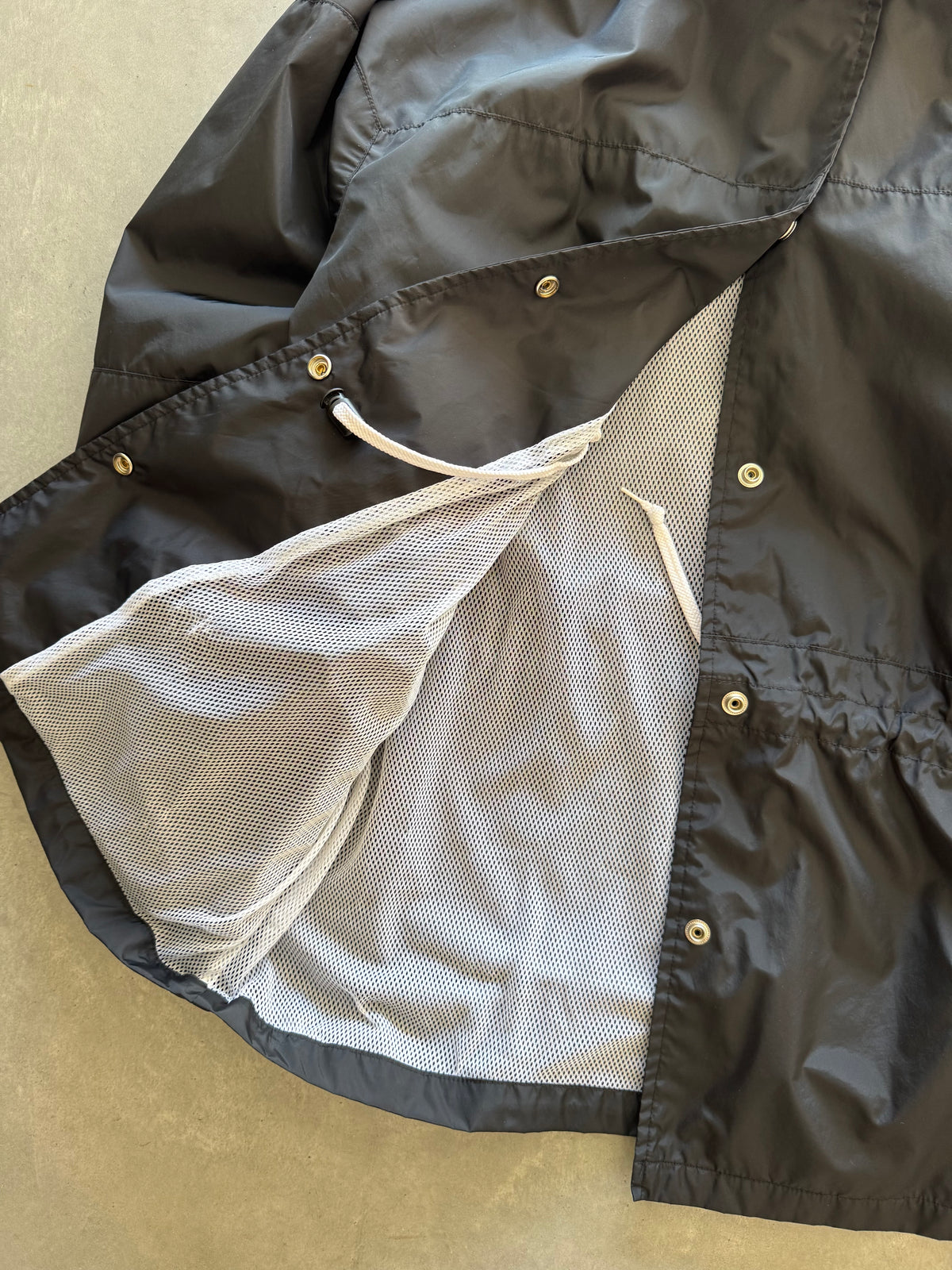 Vintage 90s Nike Cinchable Waist Windbreaker Jacket - L