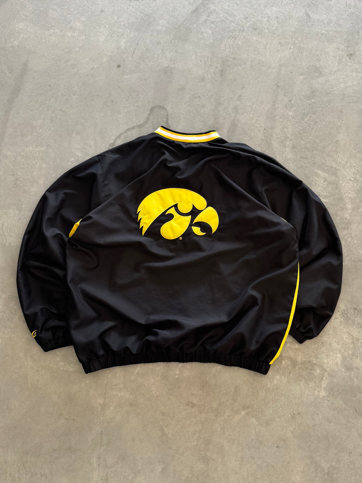 Vintage Iowa Hawkeyes Windbreaker - XL