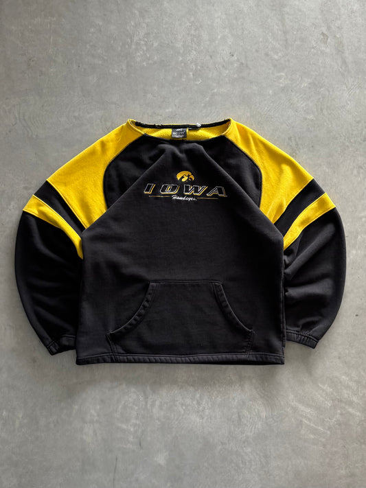Vintage Iowa Hawkeyes Sweatshirt - M