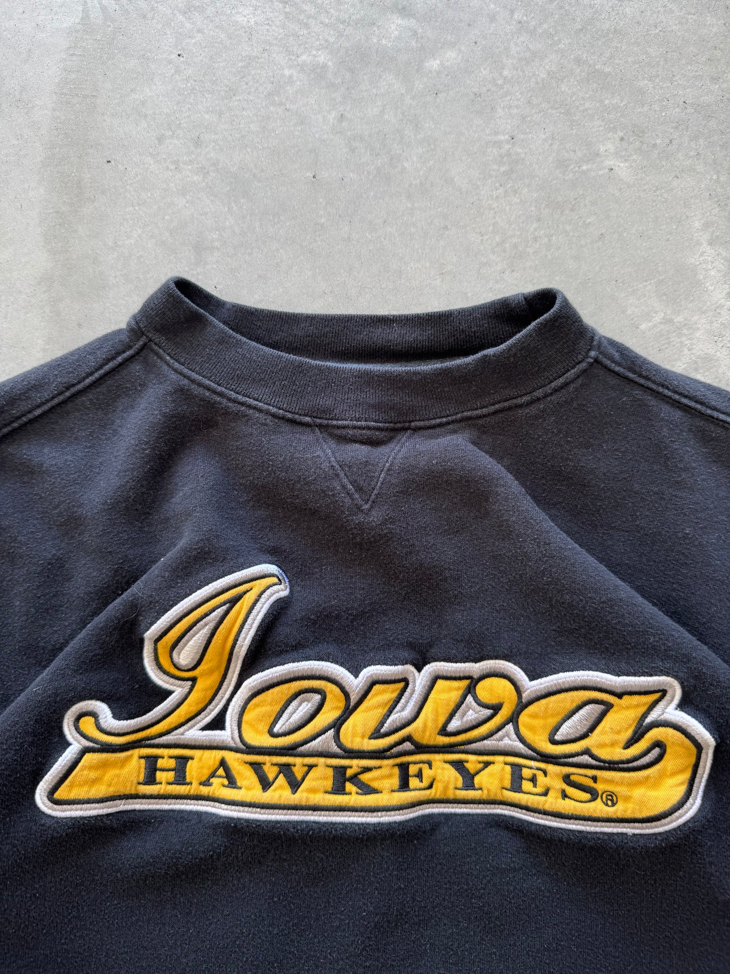 Vintage Iowa Hawkeyes Sweatshirt - S