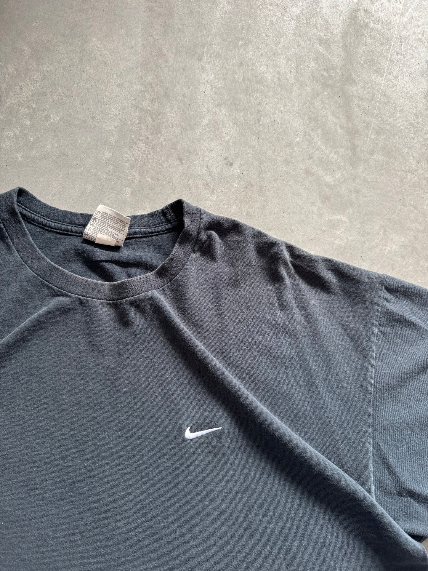 Vintage 00s Nike Tee - XL
