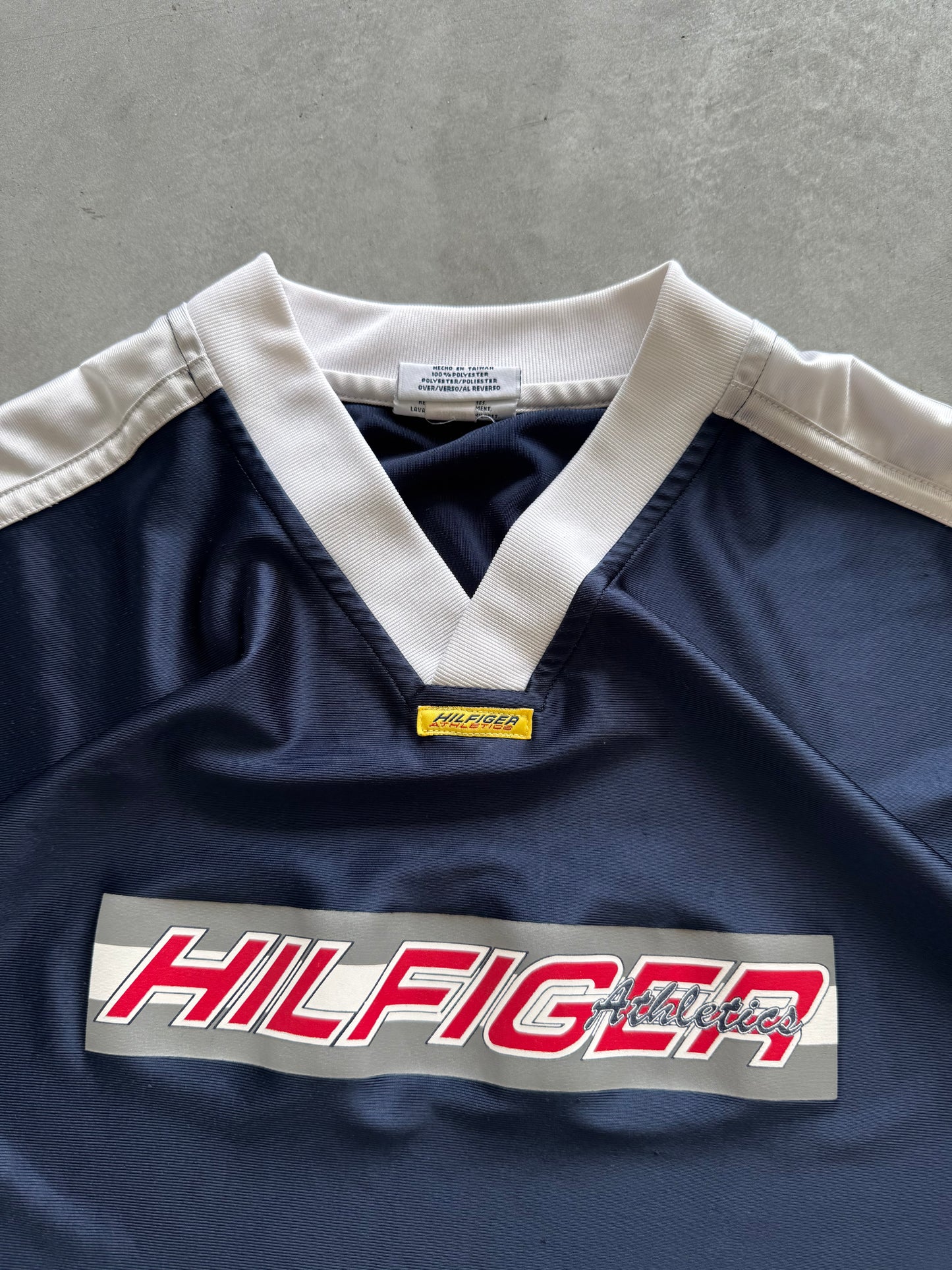 Vintage Tommy Hilfiger Longsleeve - L