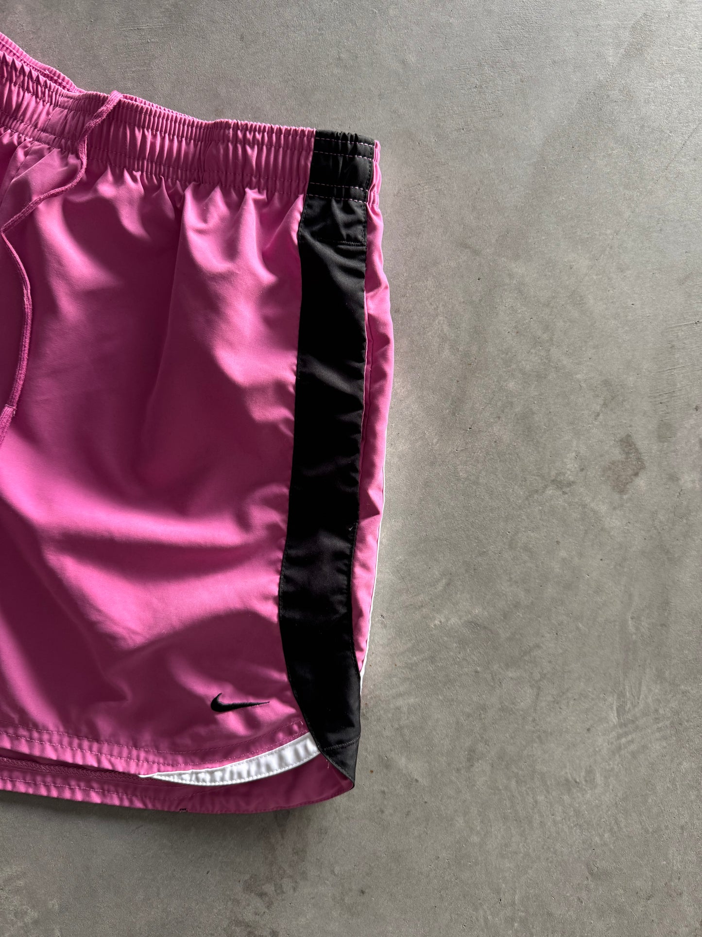 Vintage Nike Shorts - M