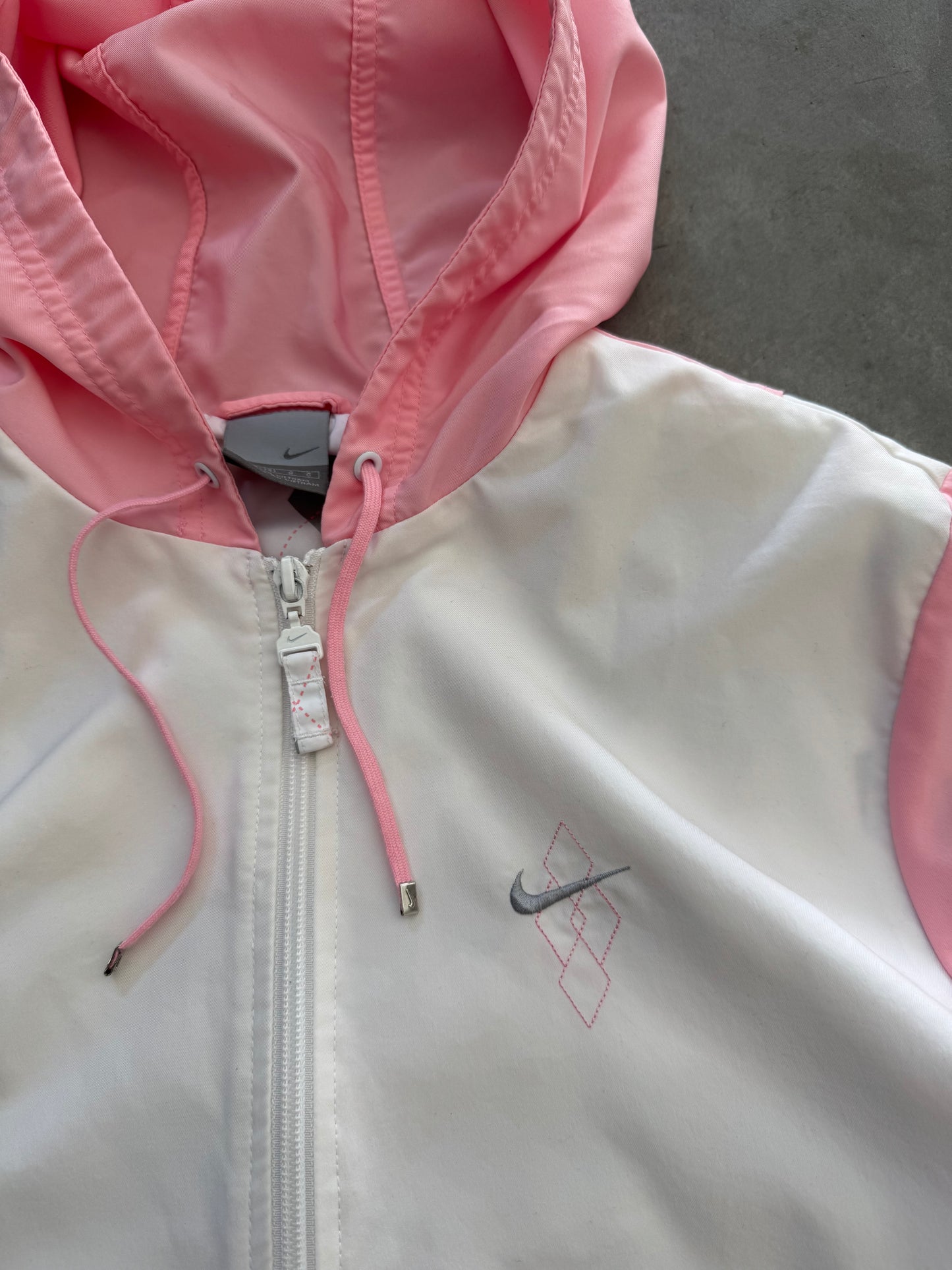 Vintage 00s Women’s Nike Windbreaker - L