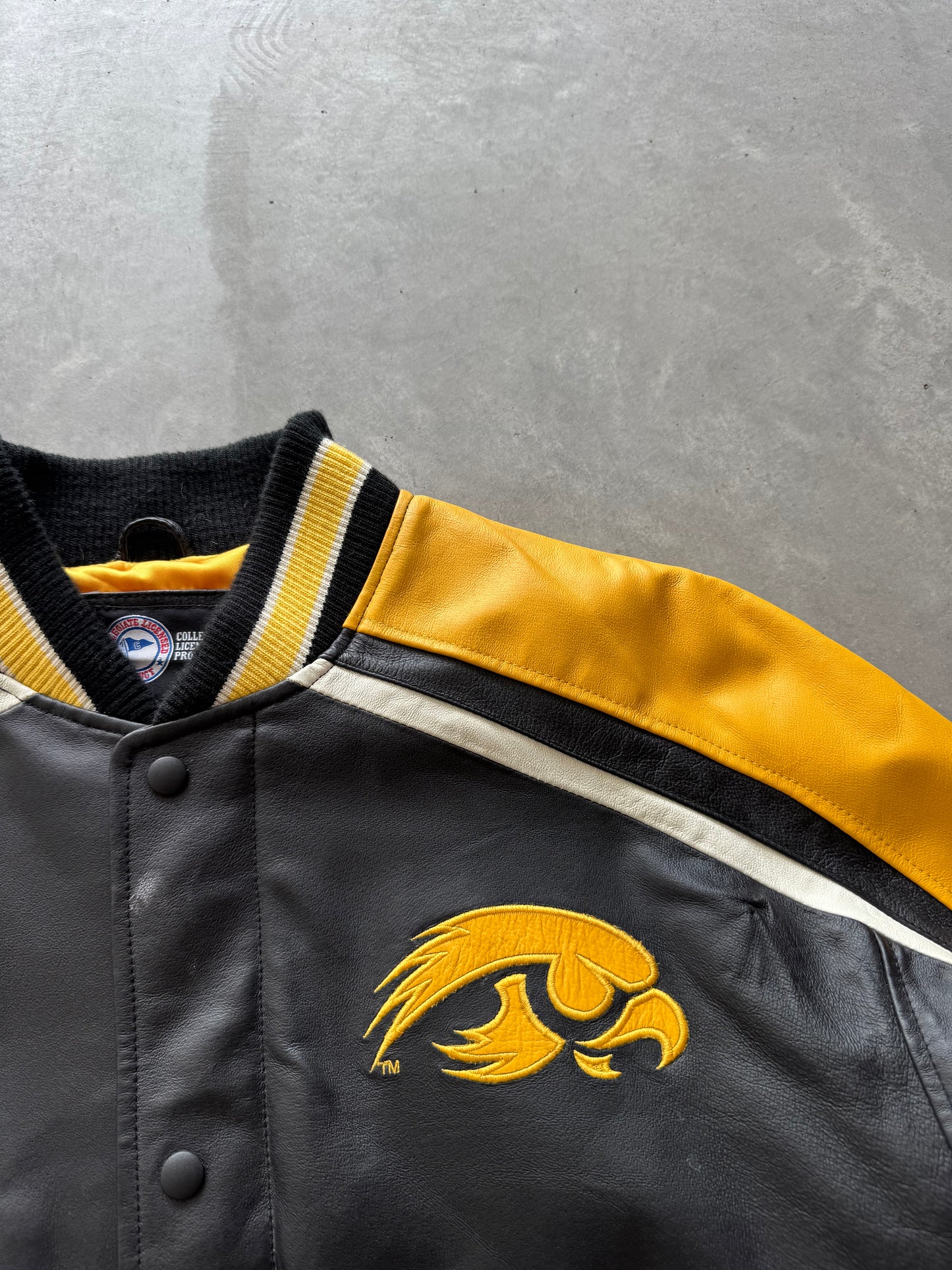 Vintage Iowa Hawkeyes Leather Jacket - XL