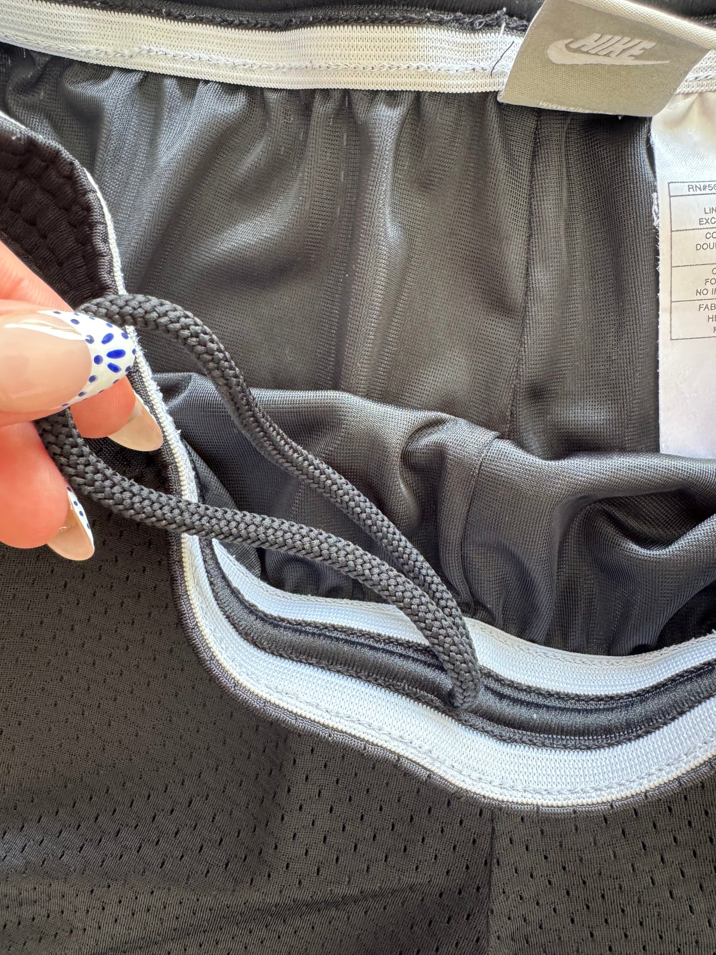 Vintage 00s Nike Track Shorts - M