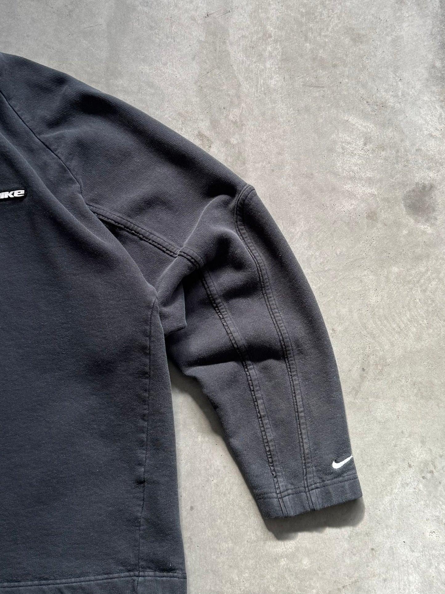 Vintage 00s Nike Sweatshirt - L