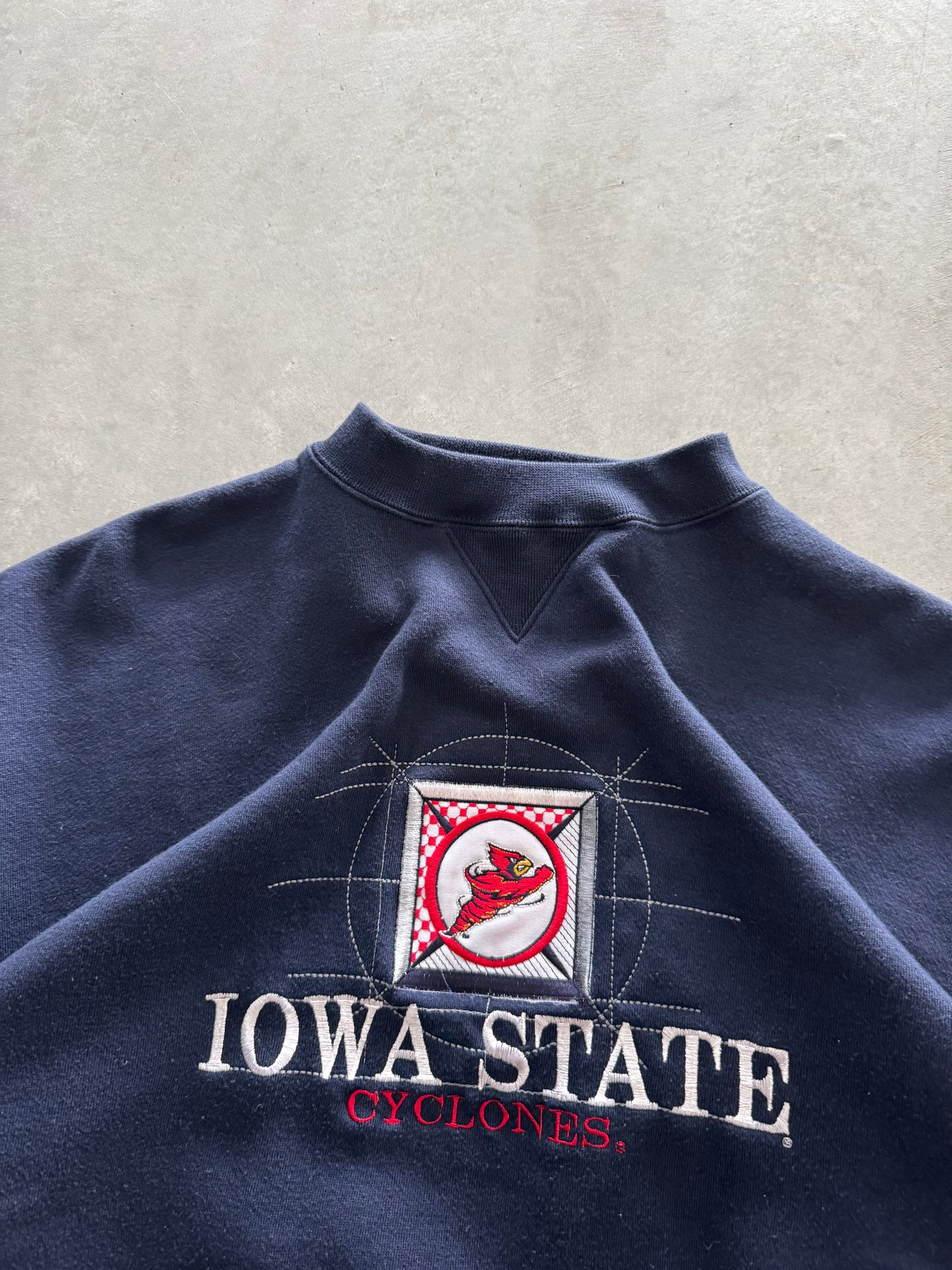 Vintage 90s Iowa State Cyclones Sweatshirt - L