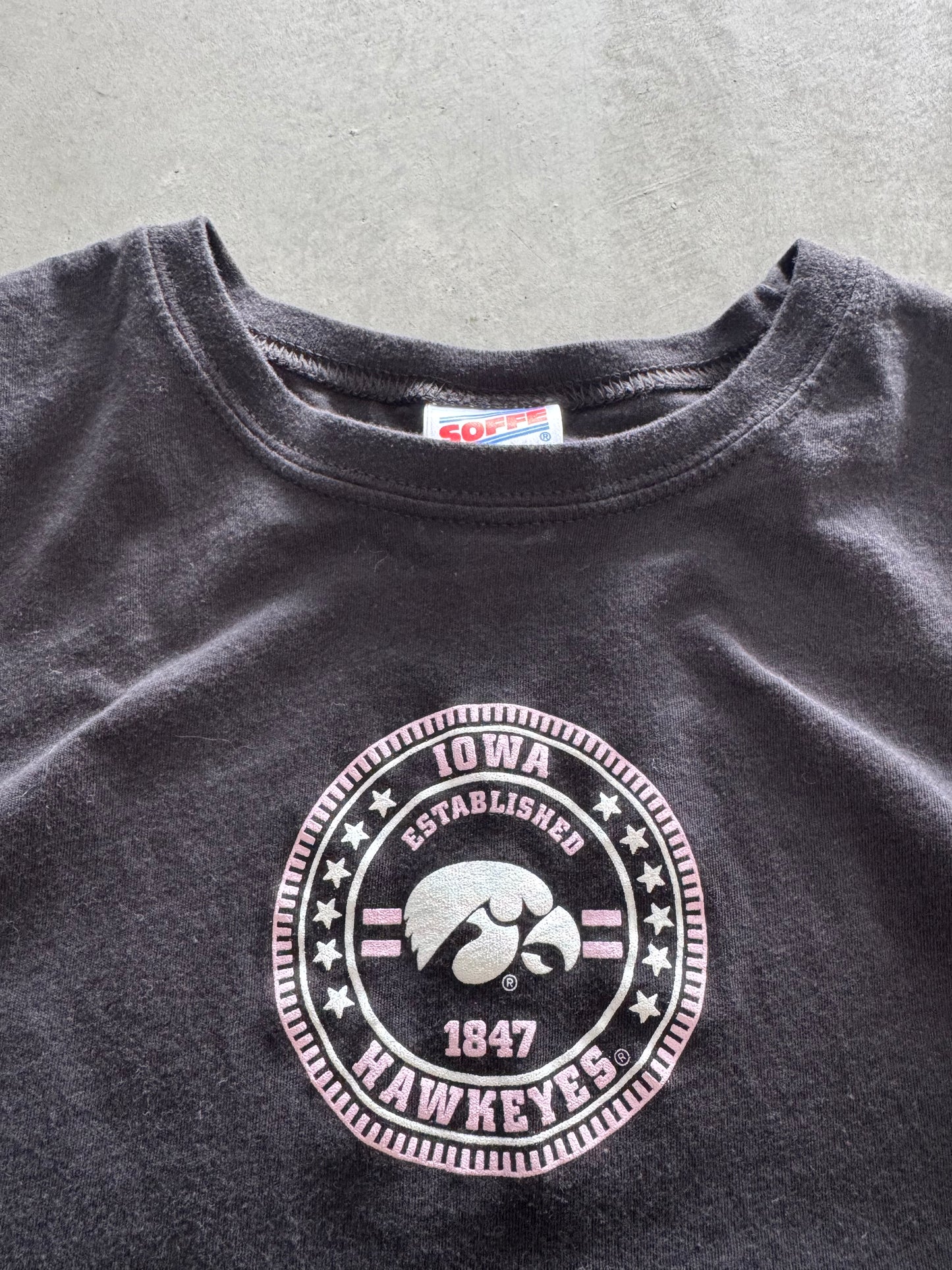 Vintage Iowa Hawkeyes Women’s Tee - M