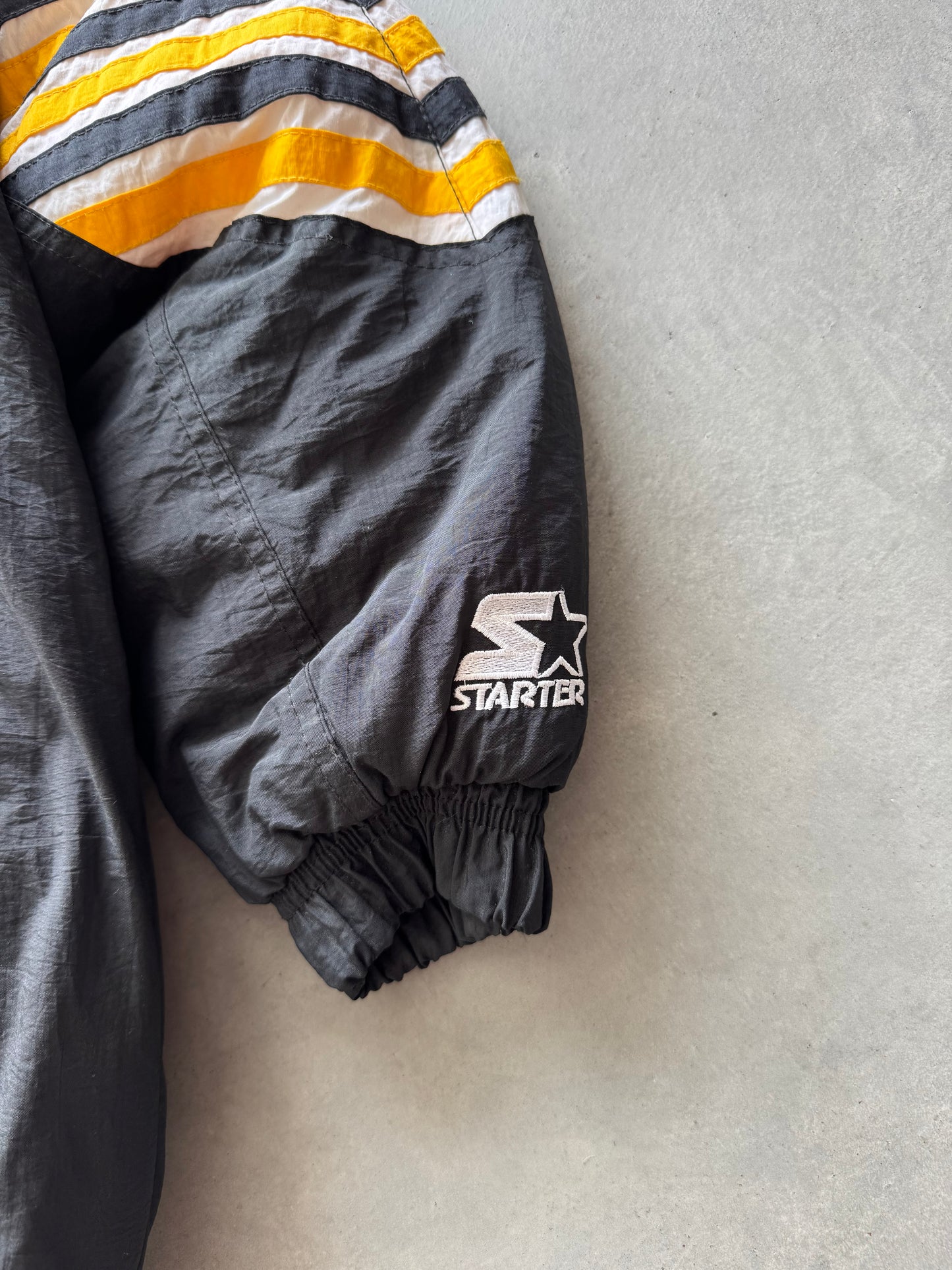 Vintage 90s Starter Iowa Hawkeyes Coat - M