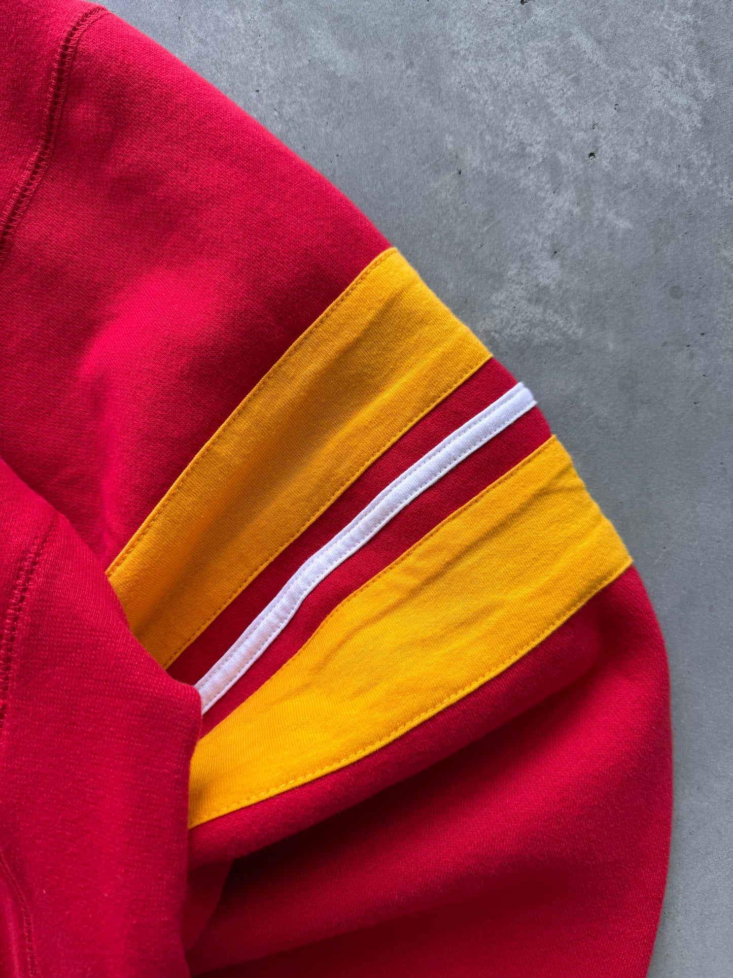 Vintage 90s Iowa State Cyclones Sweatshirt - L