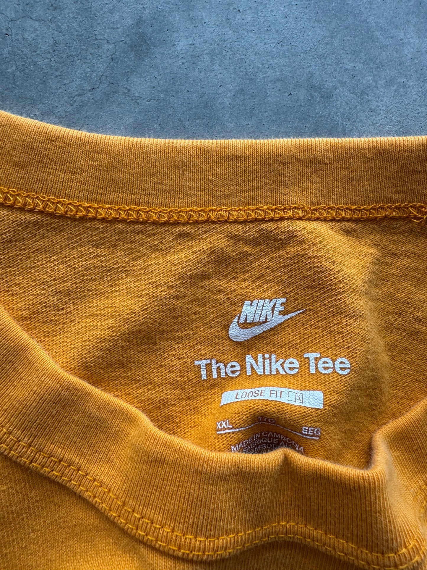 Nike Center Swoosh Tee - XXL
