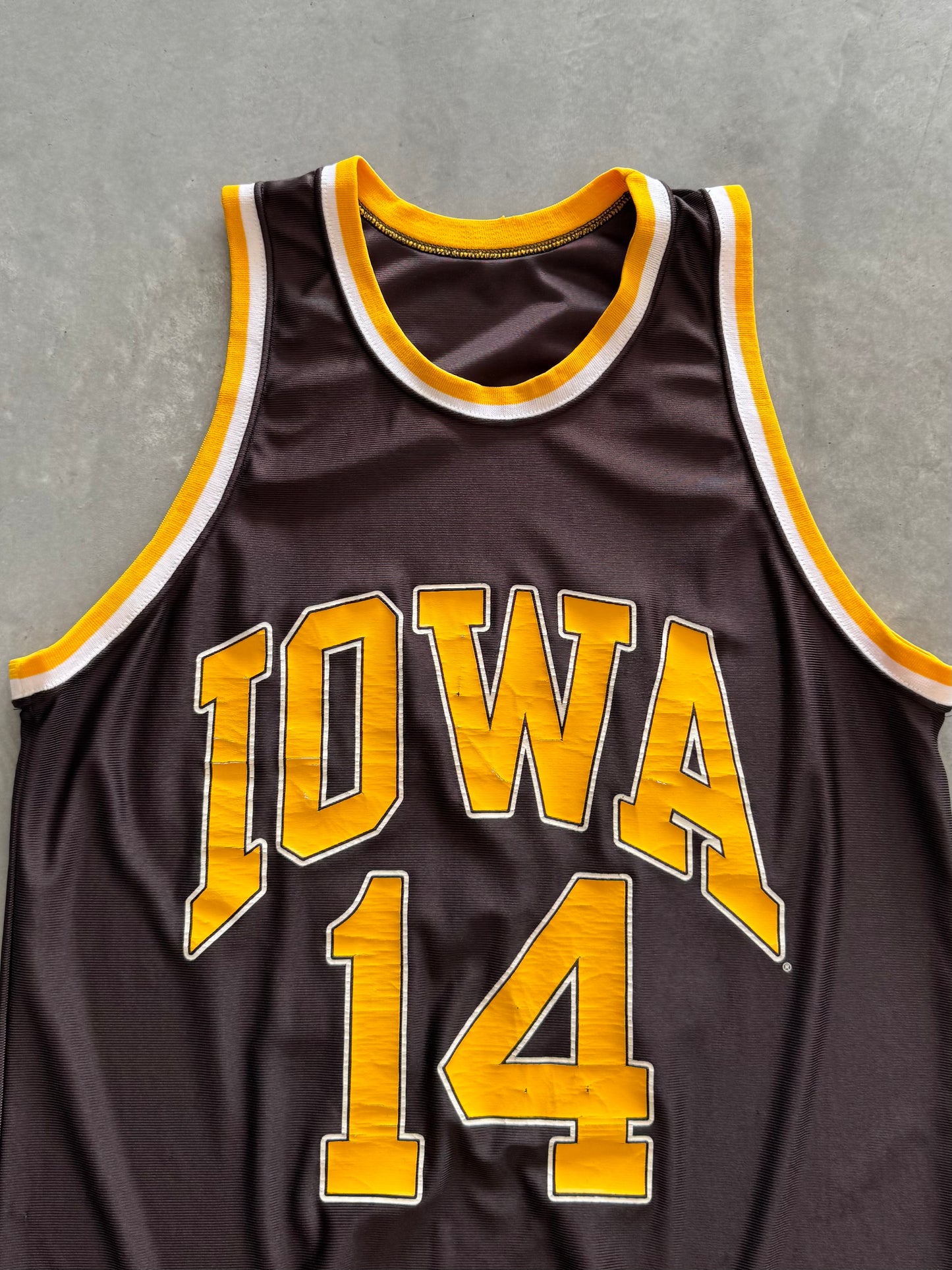 Vintage Iowa Hawkeyes Basketball Jersey - XL