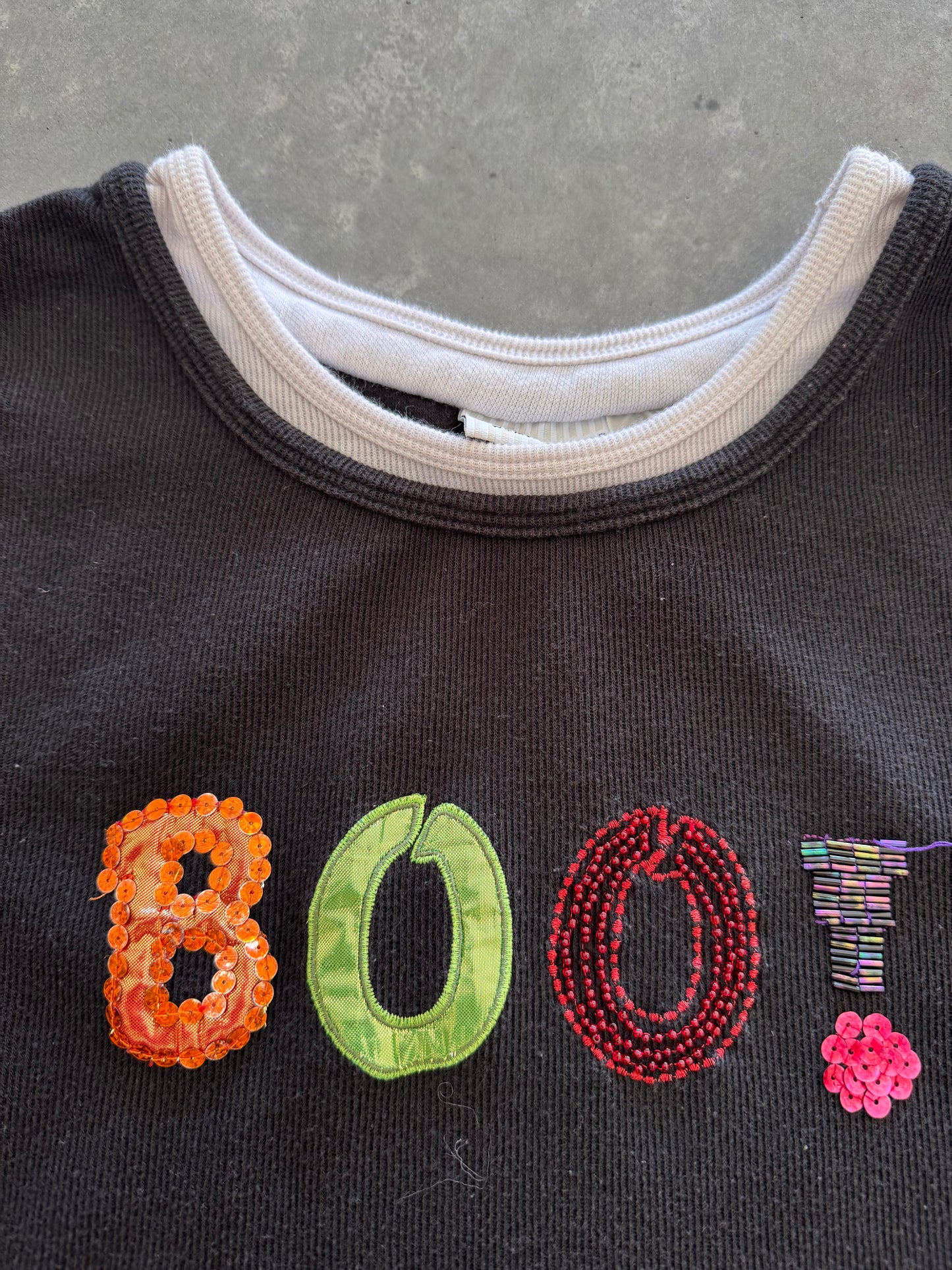 Vintage Boo Halloween Longsleeve - XXL